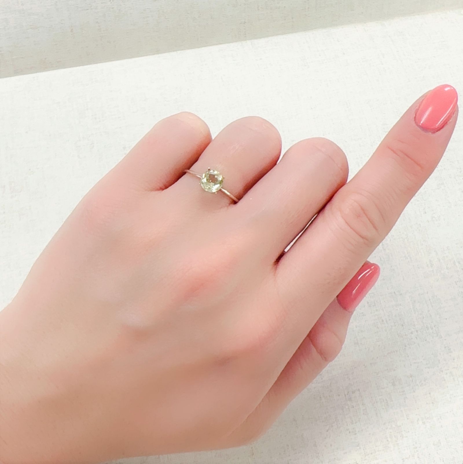 ブラジリアナイト(宝石名ブラジリアナイト)ブラジル産 0.87ct 識別済[230220692]6.1x6mm前後