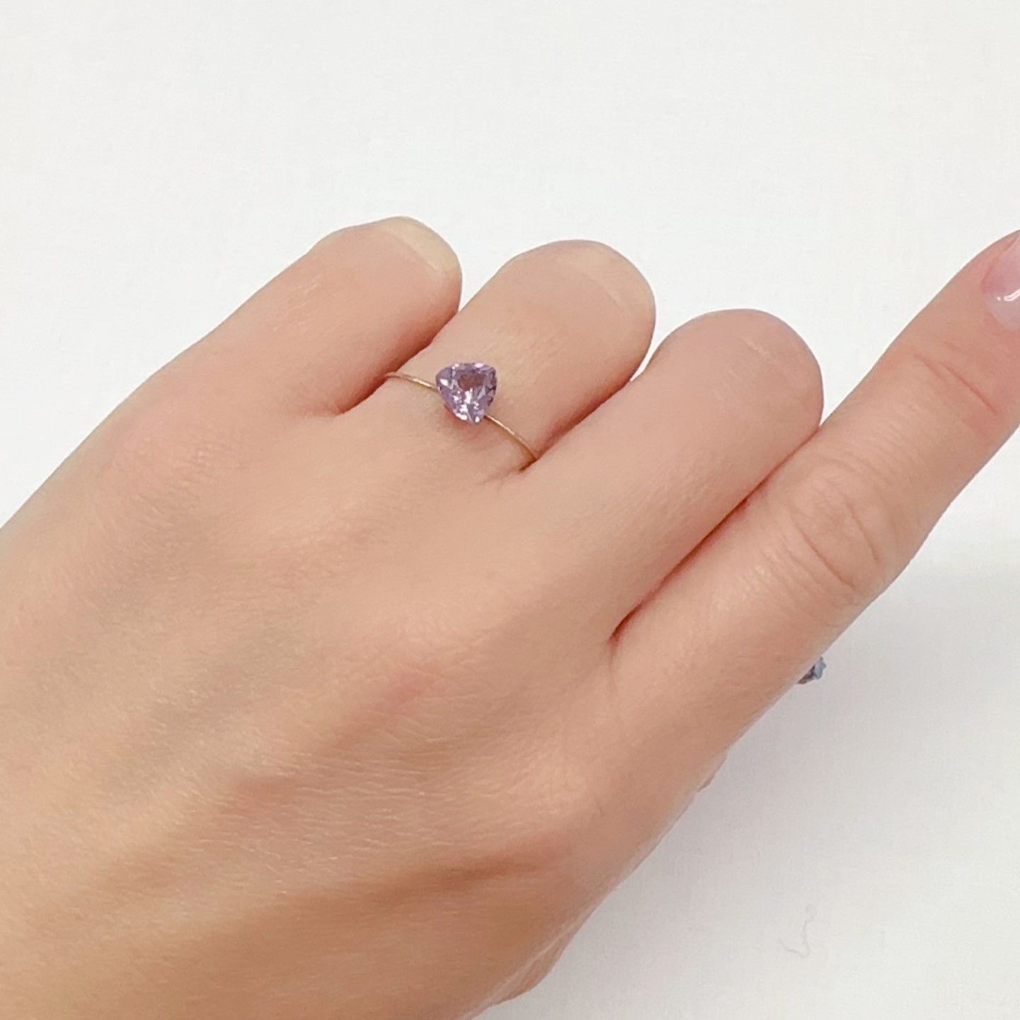 ドラゴンガーネット タンザニア産 0.92ct[240326660]6.2x6.1mm前後
