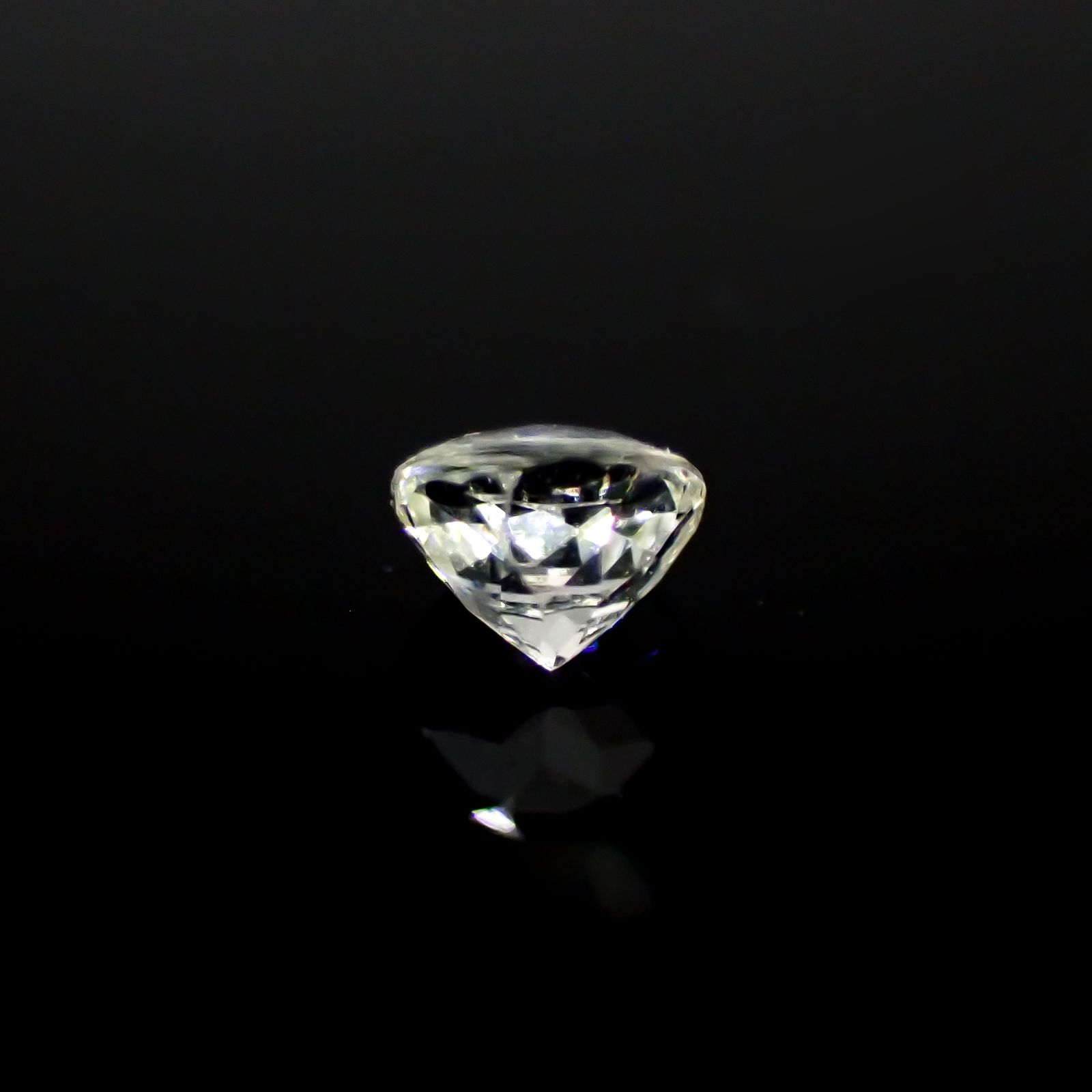リューコガーネット ビルマ産 0.19ct[240728482]3.2x3.2mm前後