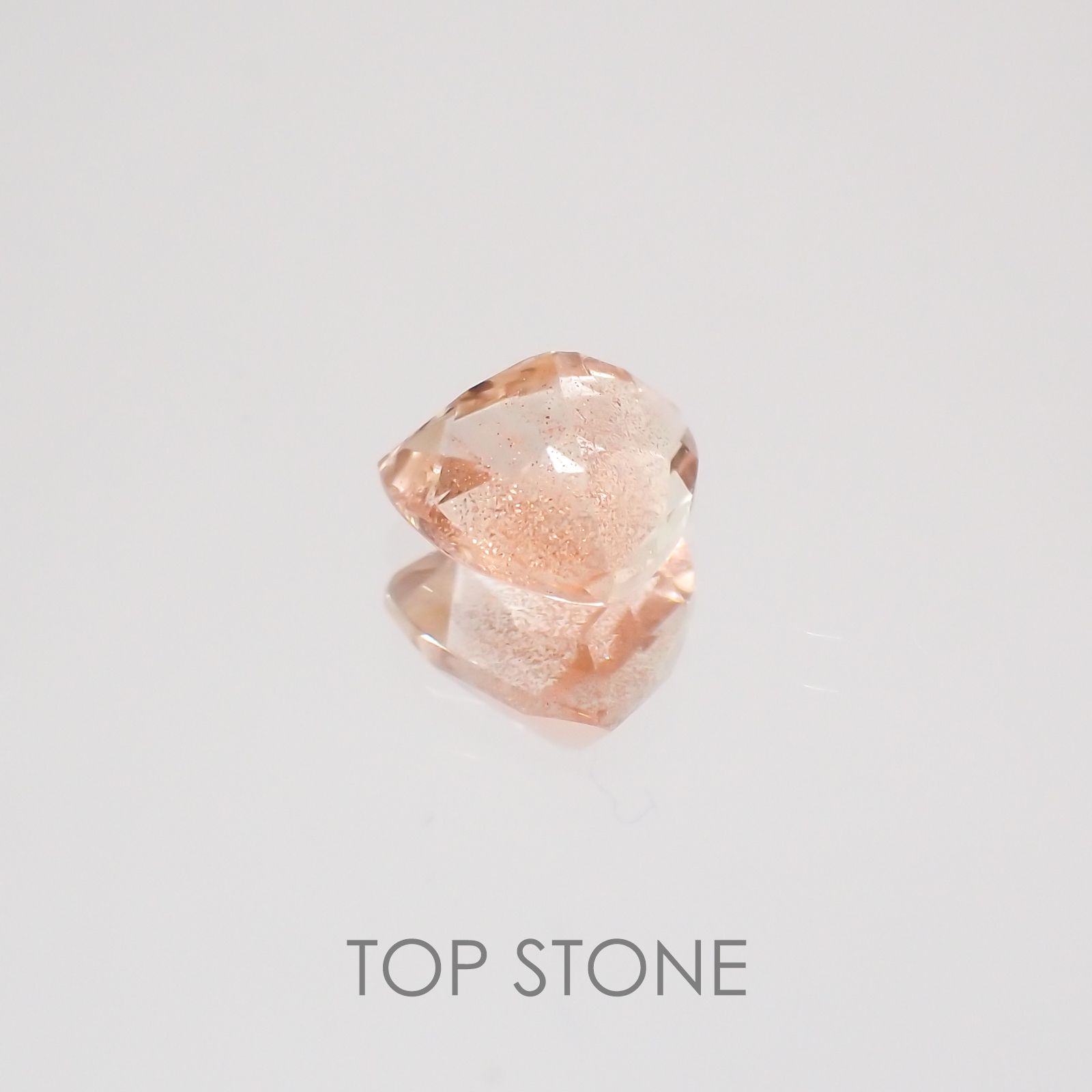 オレゴンサンストーン アメリカ産 ルース 0.43ct[20128882]5.1×5.1mm前後