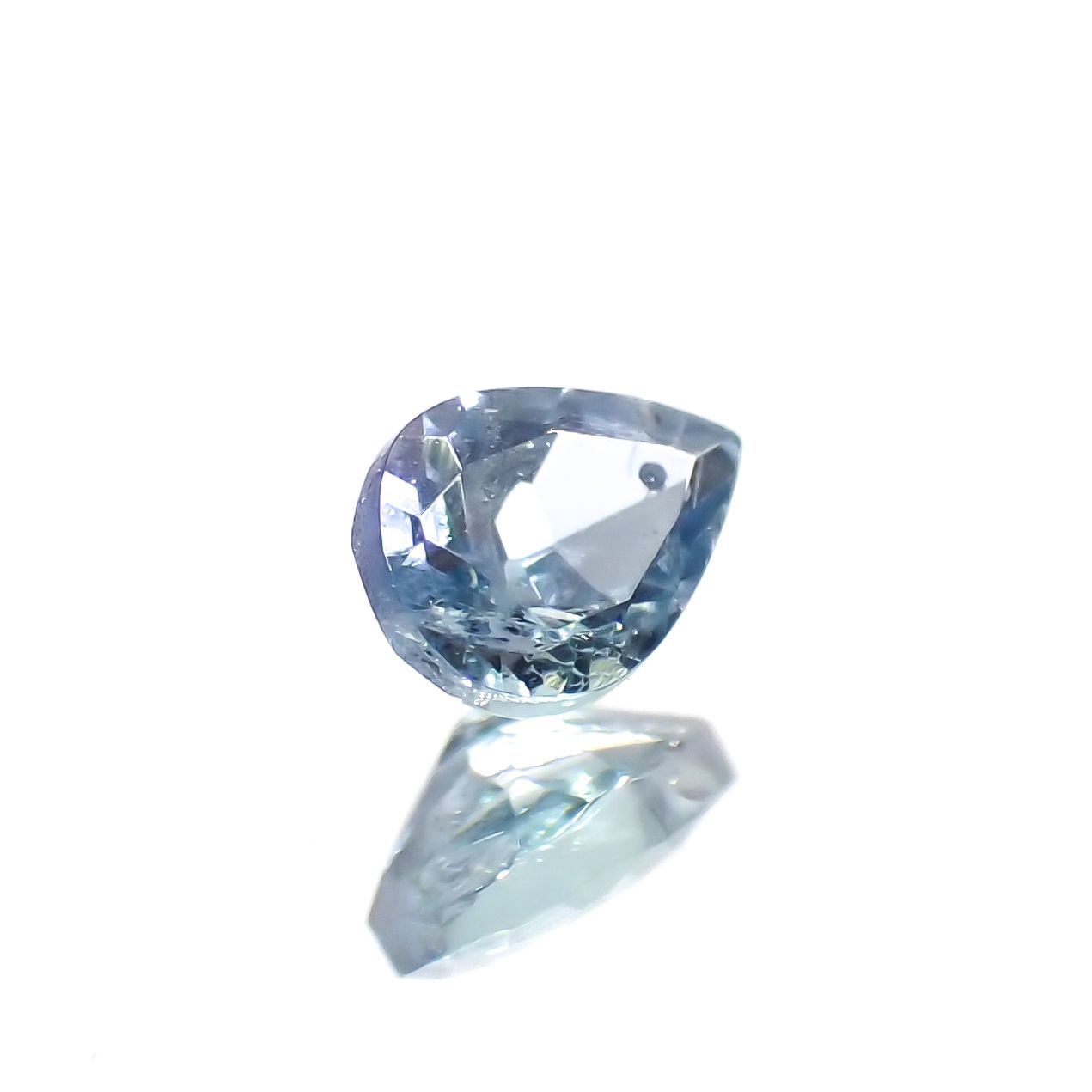ブルーコーネルピン タンザニア産 0.13ct[230722856]3.8x2.7mm前後