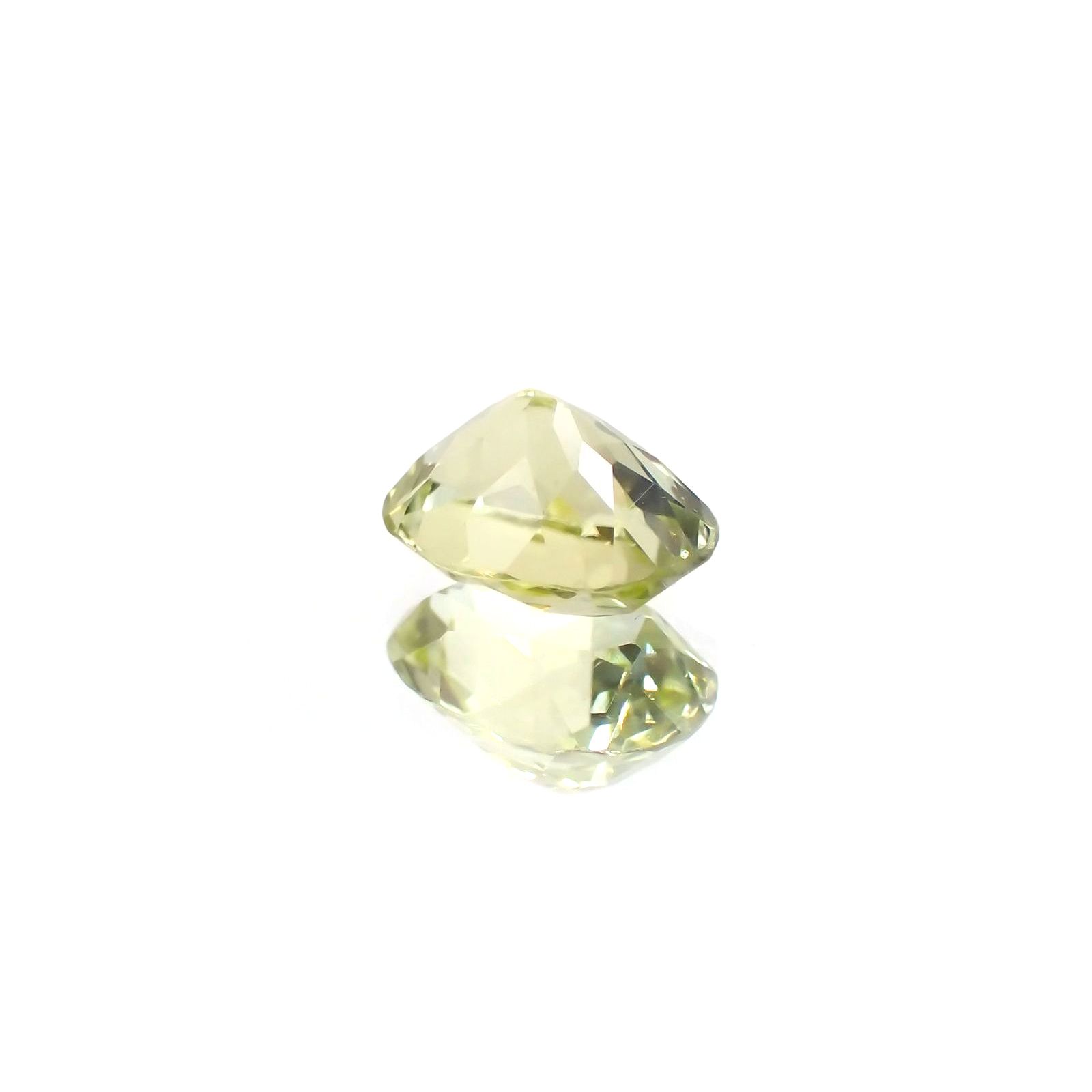 シリマナイト(宝石名シリマナイト) インド産 識別済 1.40ct / 7.9x6.2mm前後 [210810682]