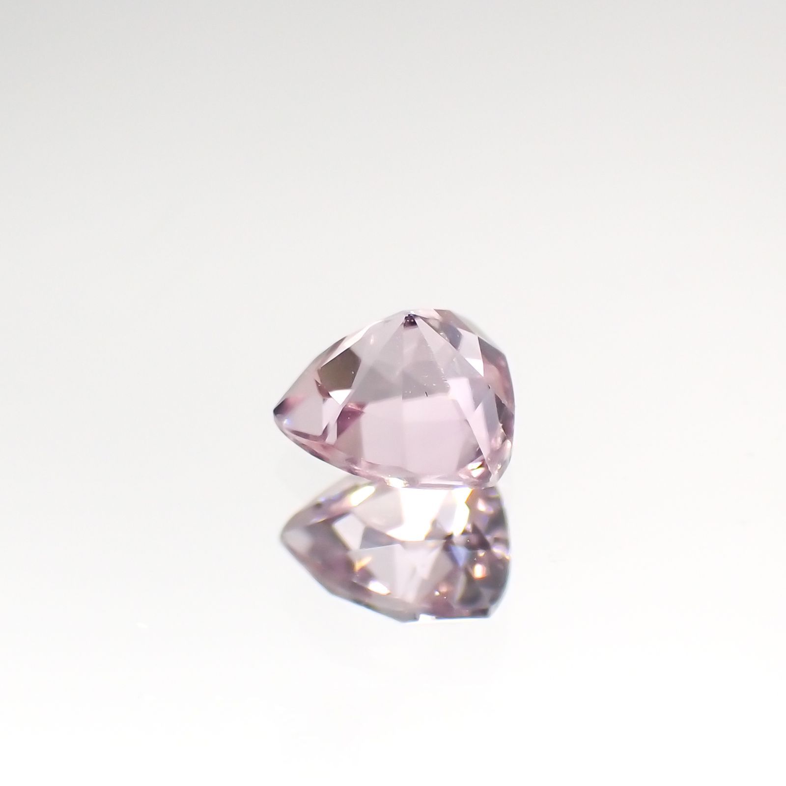 ピンクダイアスポア(宝石名ダイアスポア) アフガニスタン産 0.37ct 識別済[210912430]4.4×4.4mm前後