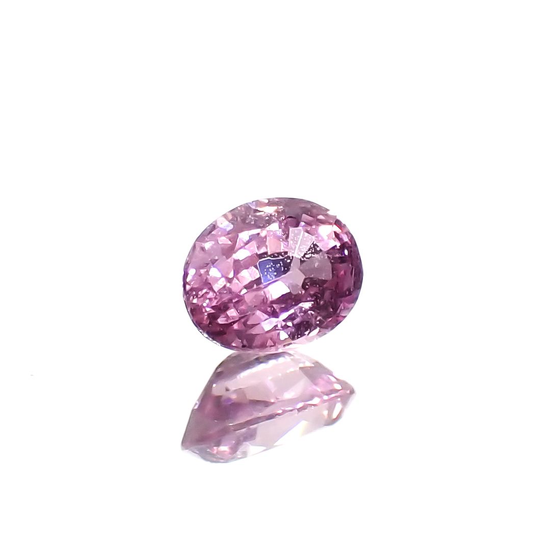 ネオンピンクサファイア スリランカ産 0.18ct[230421524]3.5x2.7mm前後