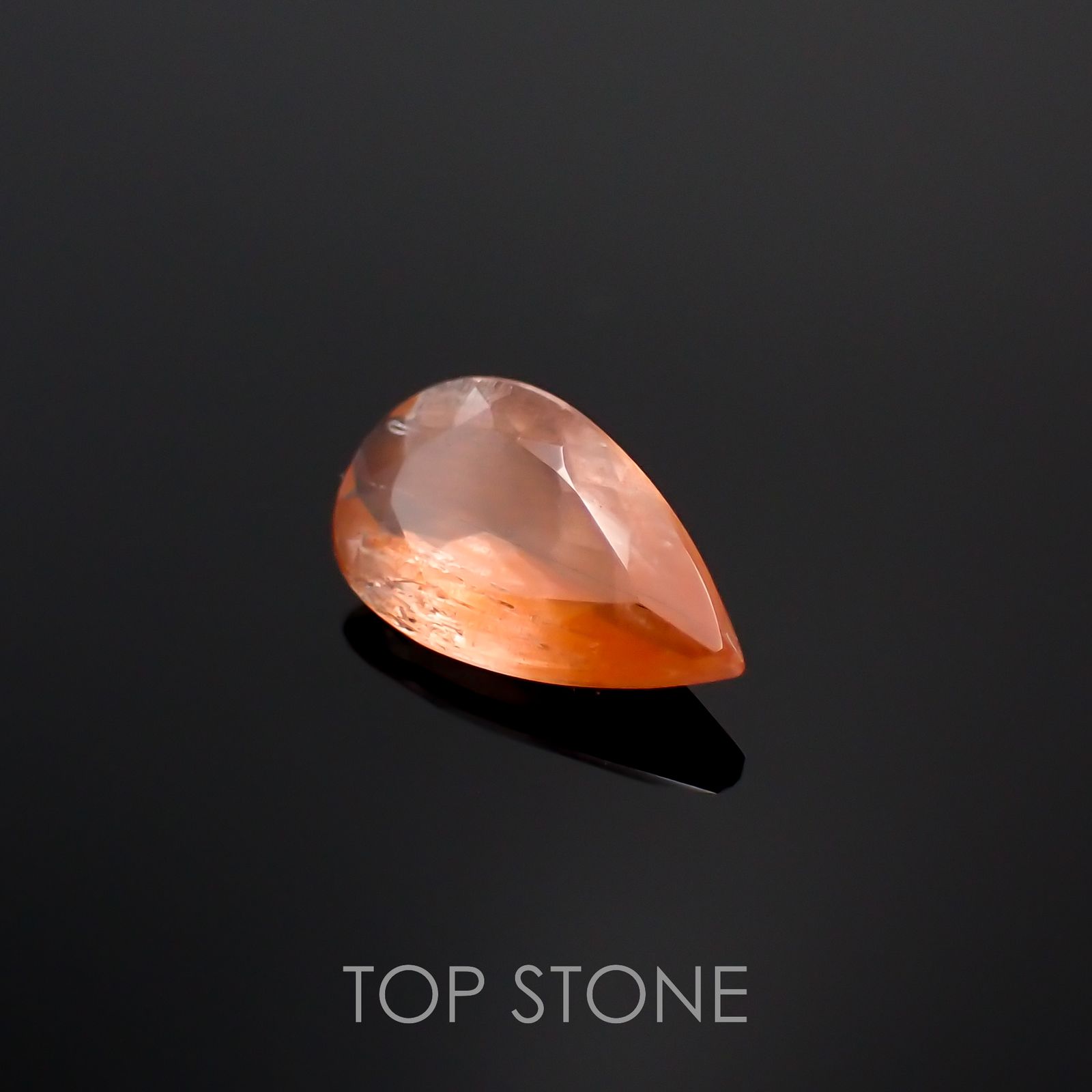 サンストーンスキャポライト(宝石名シーン・スキャポライト)タンザニア産 1.23ct 識別済[221219272]10.7x6.2mm前後