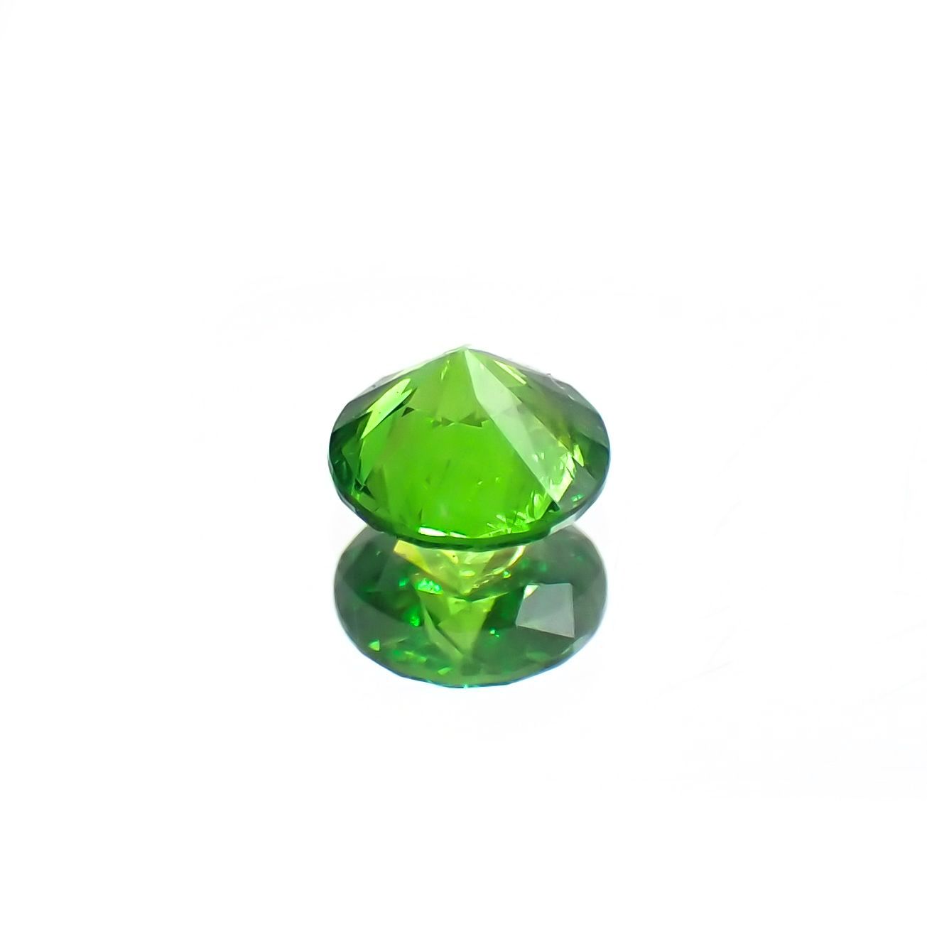 デマントイドガーネット(宝石名デマントイド・ガーネット) ロシア産 0.145ct ソ付(彩珠)[210712085]3.1×3.1mm前後