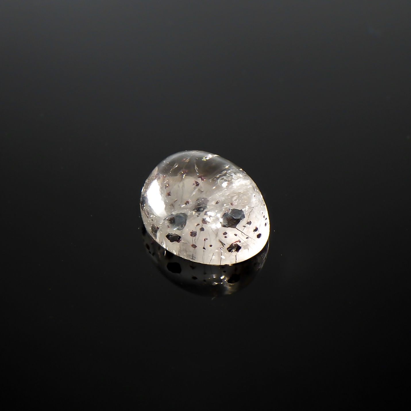 ヘマタイトインクォーツ 中国産 10.93ct[220115244]15.2x12mm前後