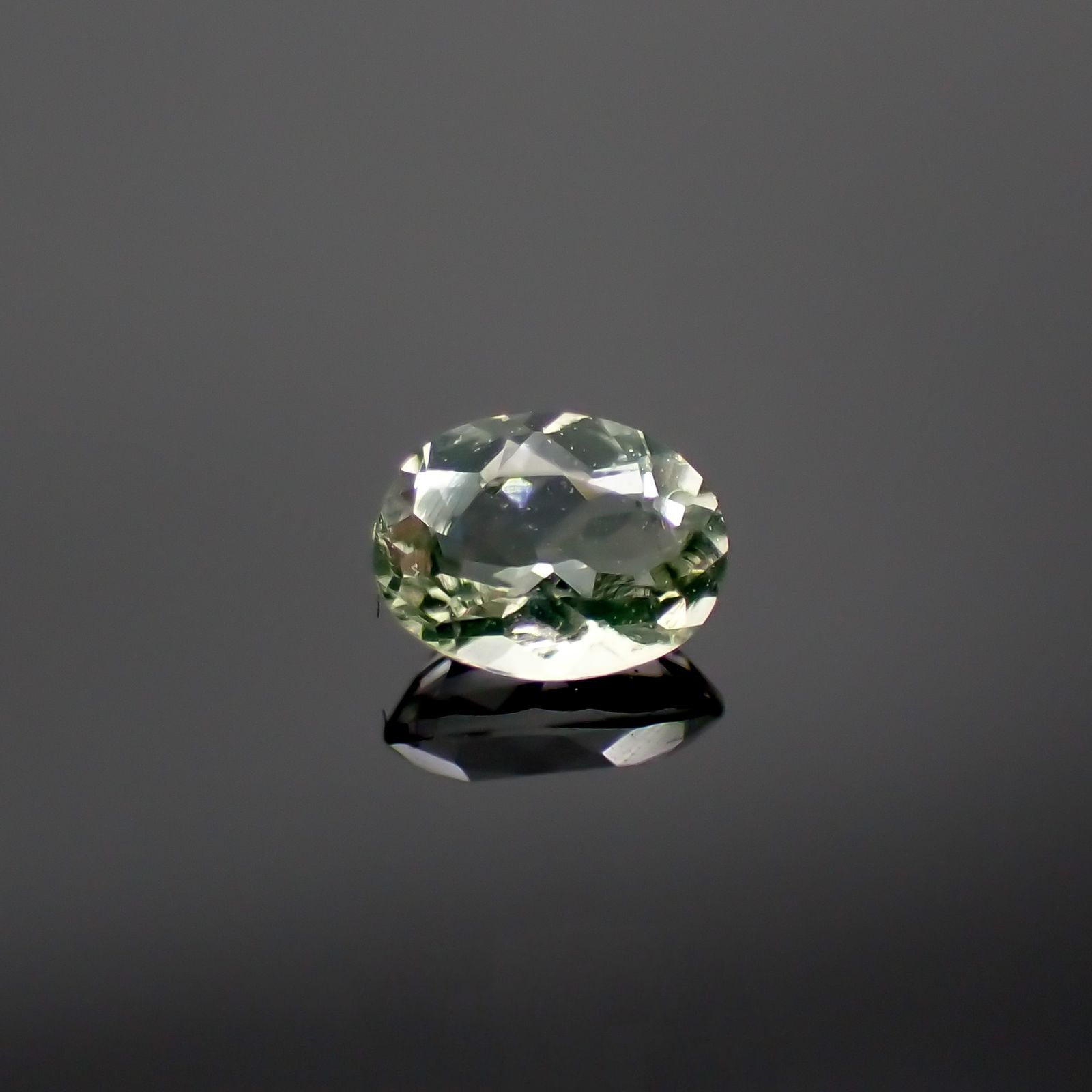 ハイアライトオパール(宝石名オパール) メキシコ産 0.095ct 識別済[210711158]3.6×2.7mm前後