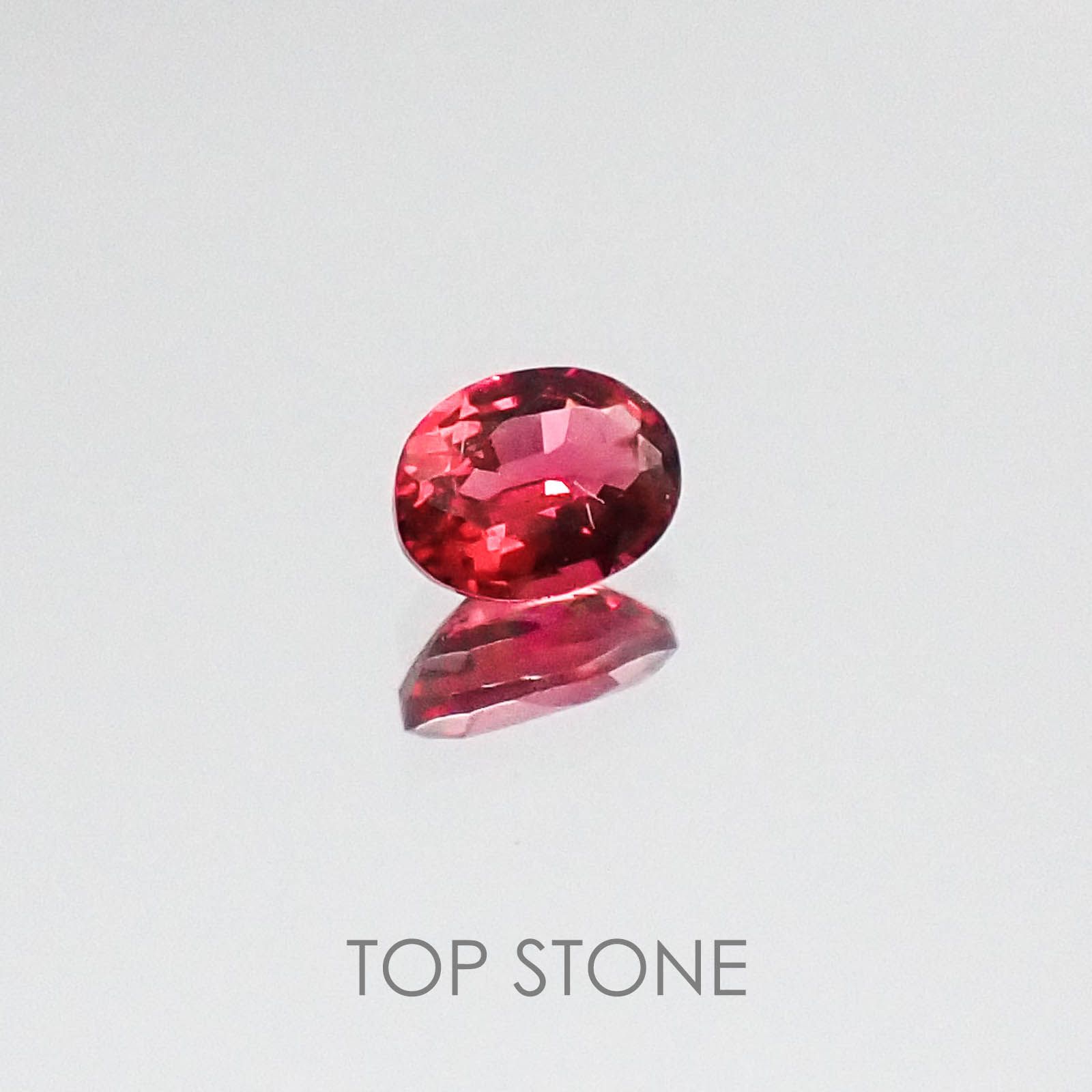 レッドスピネル タンザニア産 ルース 0.2ct[20073933]4×3mm前後