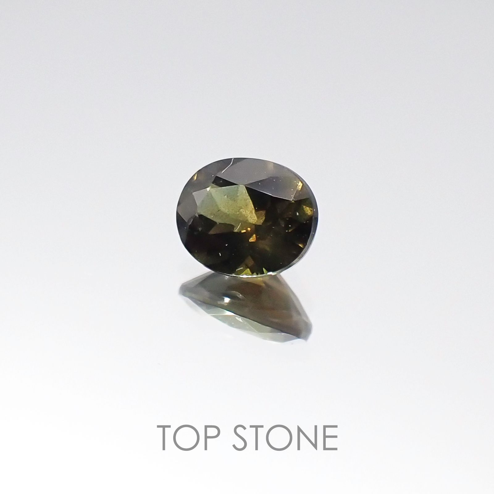 ゴールドシーンサファイア(宝石名シーン・サファイア)ケニア産 0.56ct 識別済[220717173]5.3x4.4mm前後