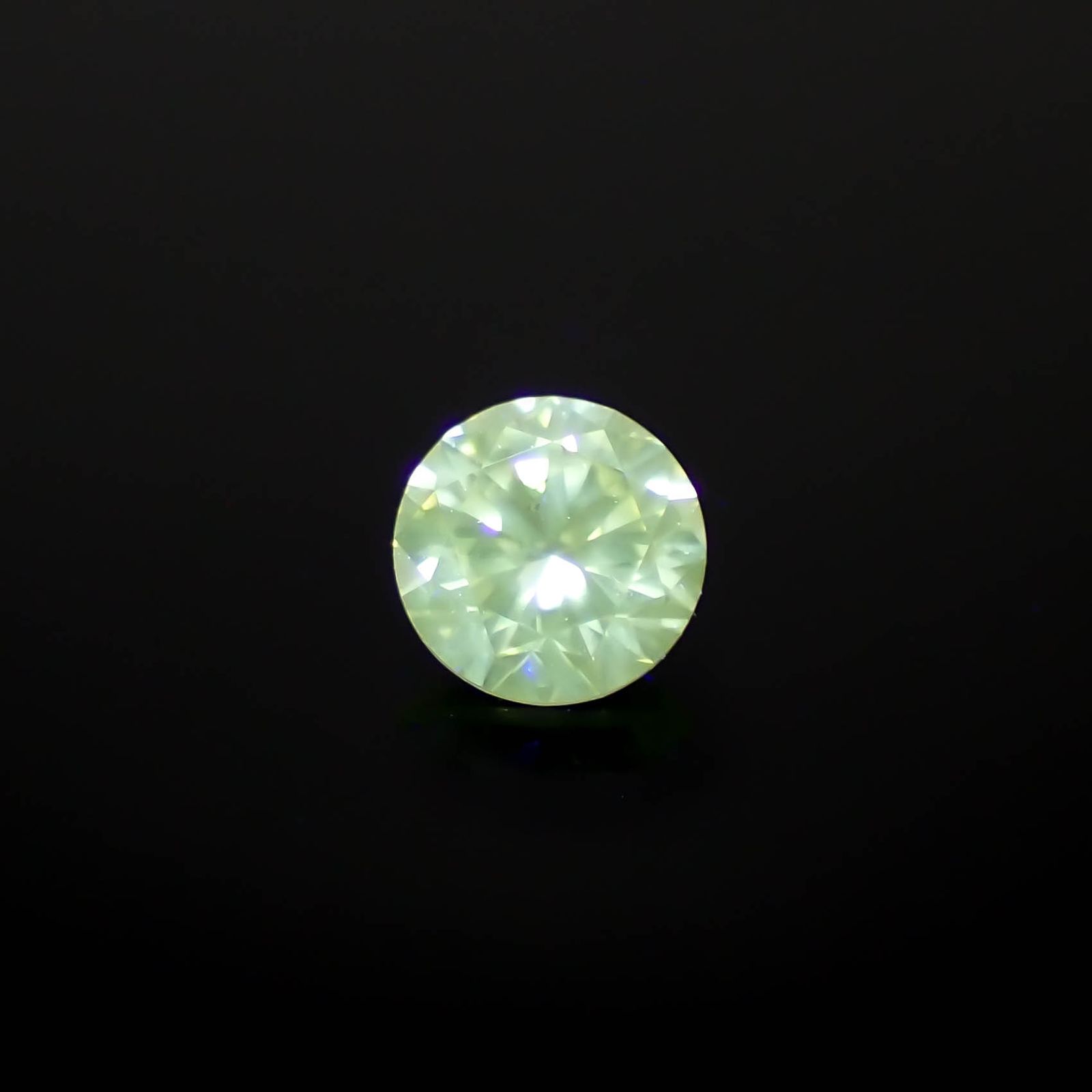 シルキーダイヤモンド 0.18ct[240326627]3.4x3.4mm前後