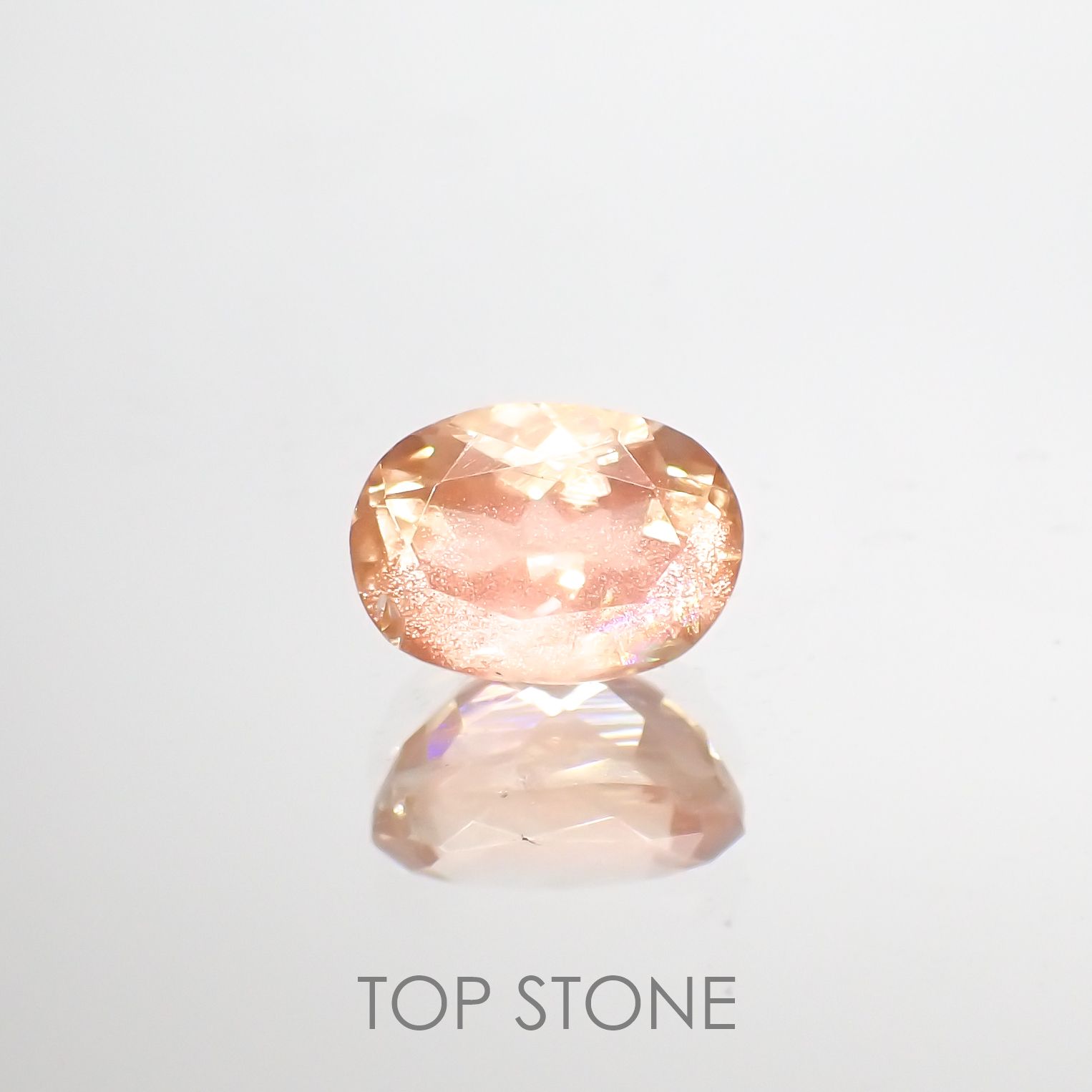オレゴンサンストーン(宝石名ラブラドライト)アメリカ・オレゴン州産 1.54ct 識別済[220114657]8.3x5.9mm前後