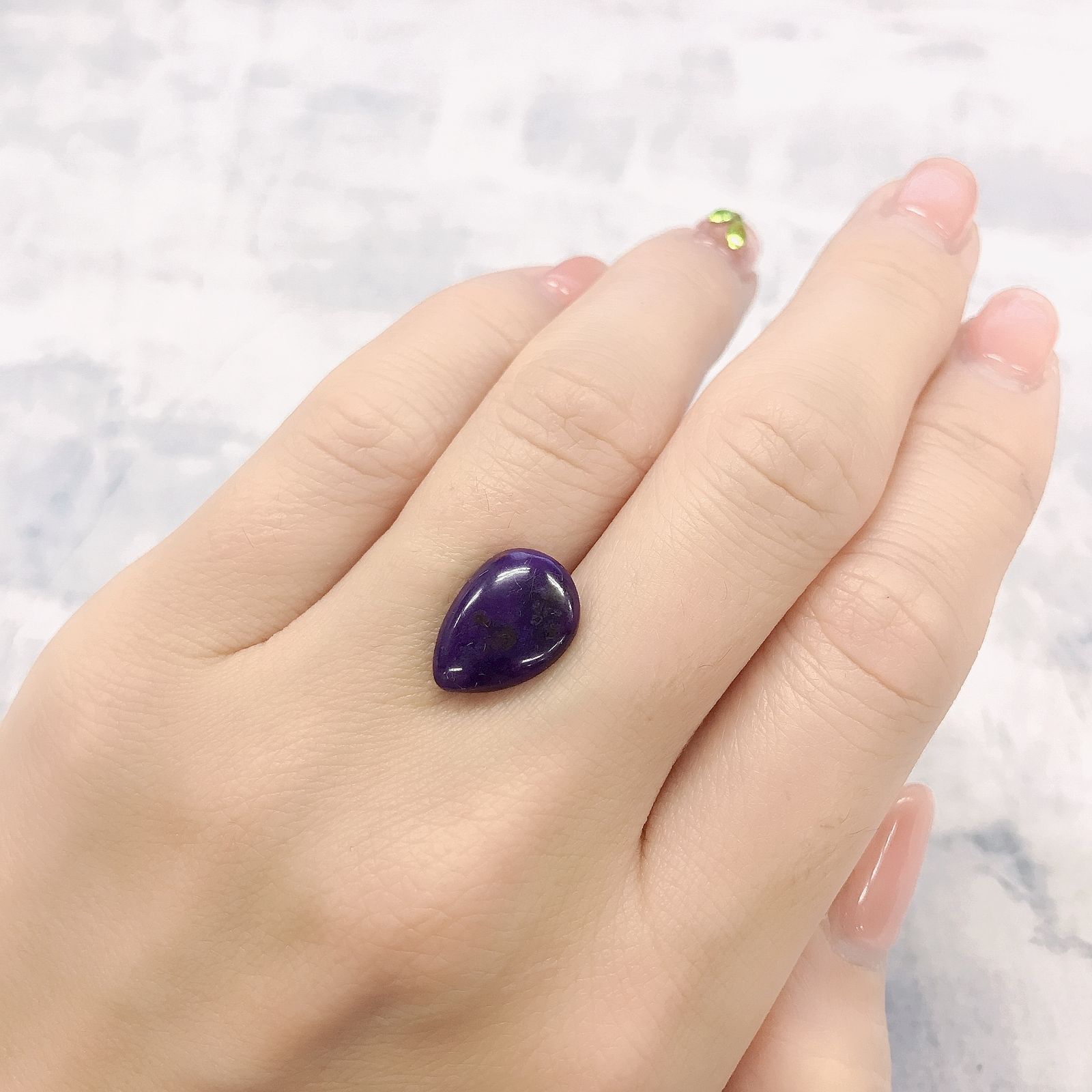 スギライト 南アフリカ産 4.36ct [250114825]14x10mm前後
