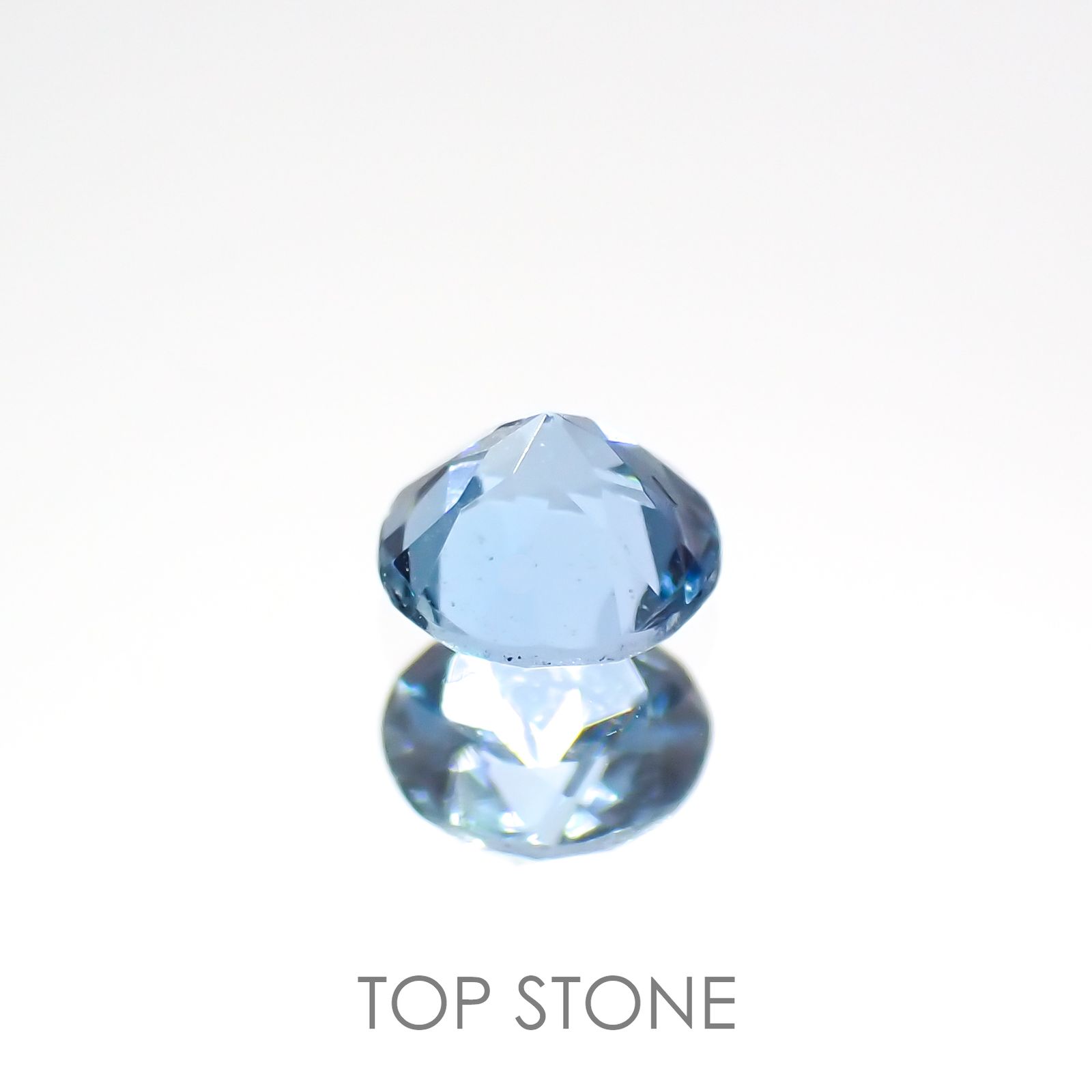 サンタマリアアクアマリン(宝石名アクアマリン)ブラジル産 0.22ct 識別済[220114677]4x3.9mm前後