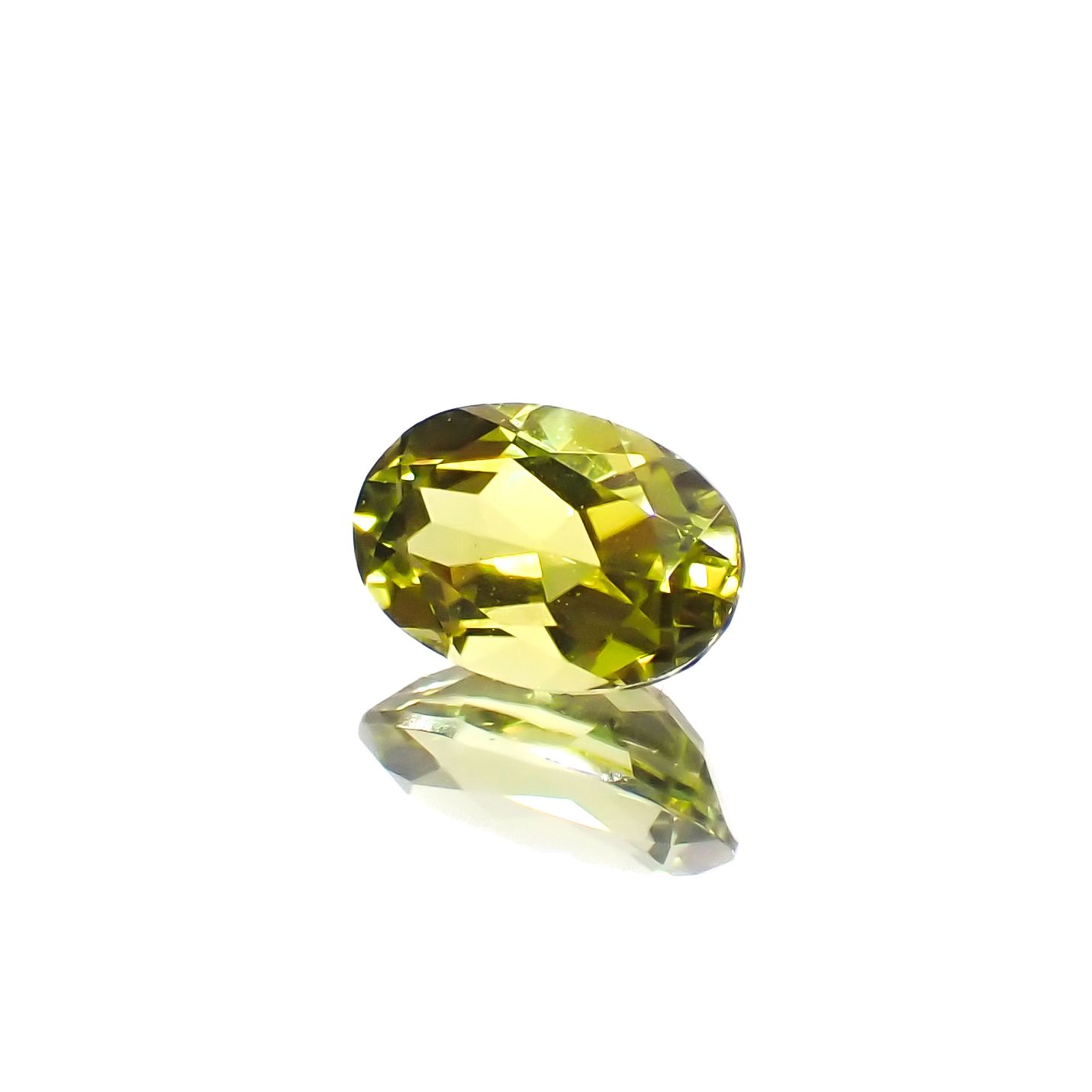 カナリートルマリン ザンビア・カナリー鉱山産 0.50ct[230823144]6.2x4.1mm前後