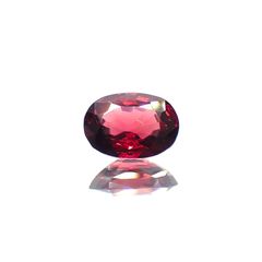 レッドスピネル(宝石名レッド・スピネル)タンザニア産 ソ付(彩珠) 0.960ct / 7.3x5.2mm前後 [260117242]