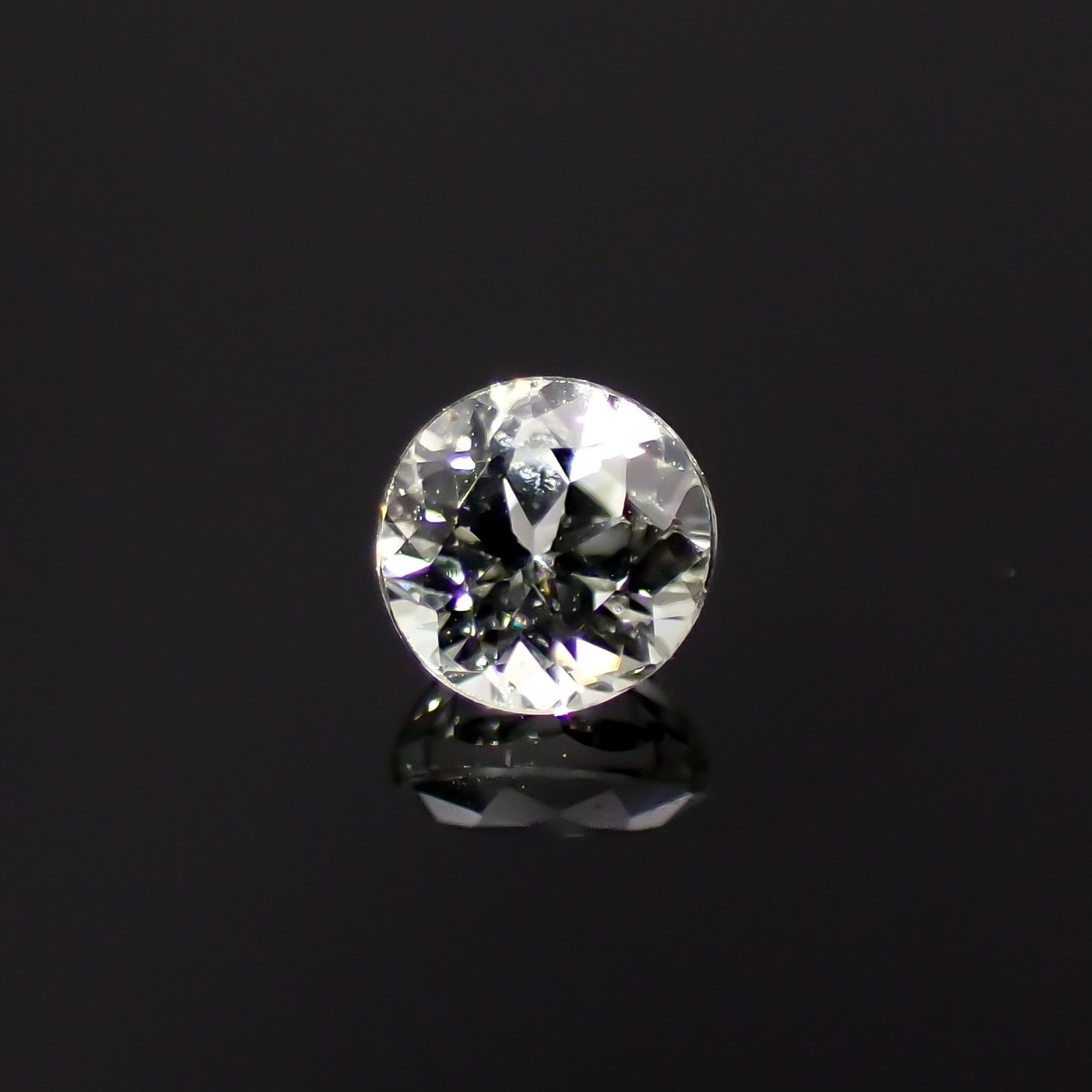 リューコガーネット ビルマ産 0.17ct[230421416]3.1x3mm前後
