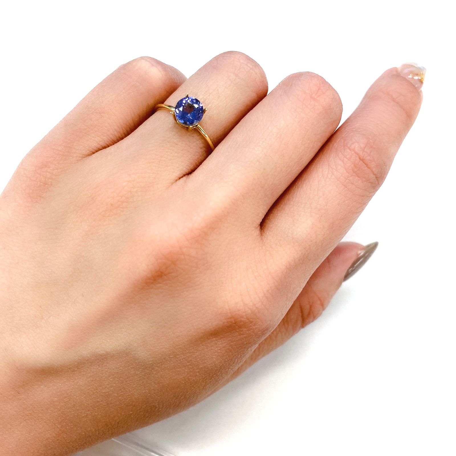 バイカラータンザナイト(ゾイサイト) タンザニア産 ルース 1.05ct[210410574]6.2×6.2mm前後