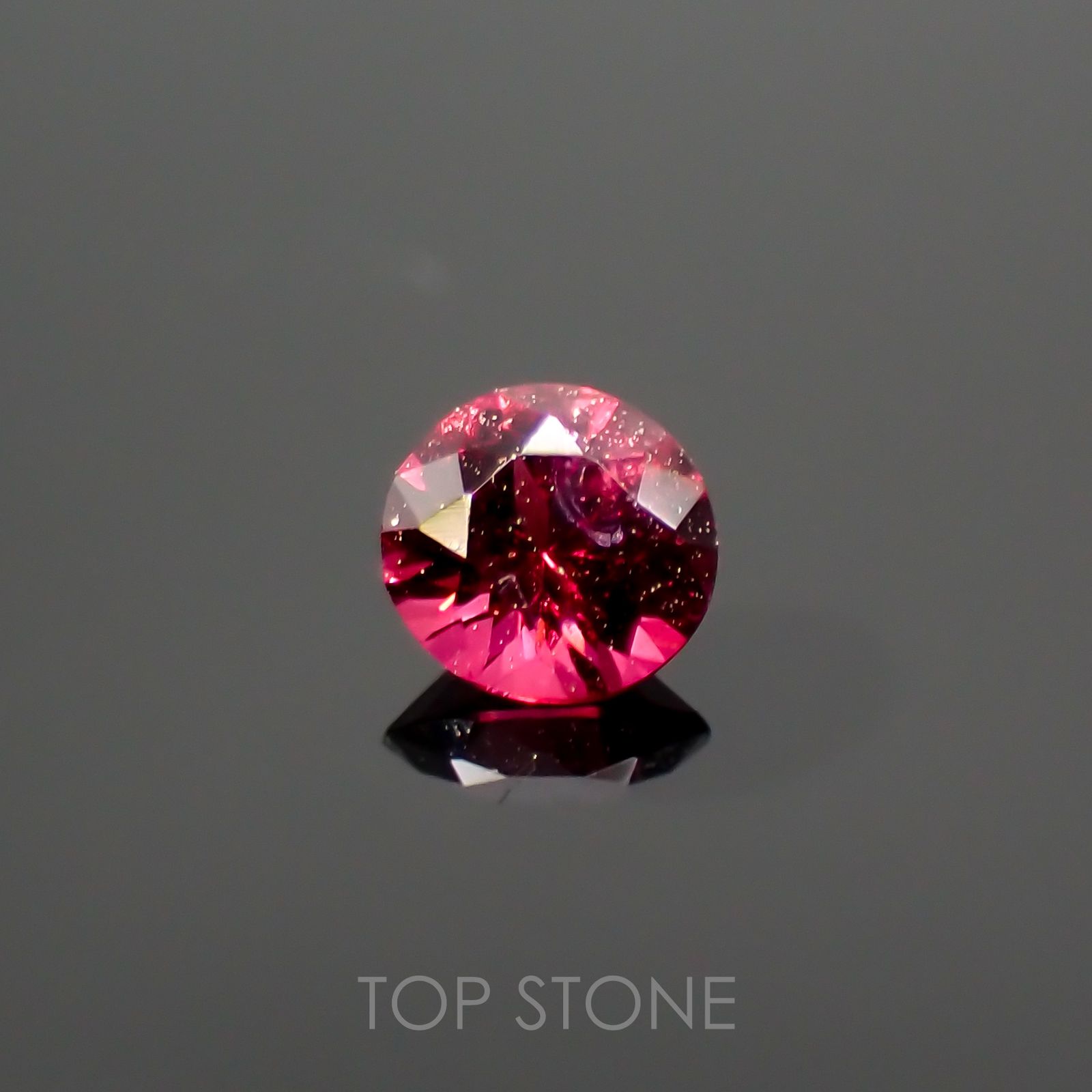 レッドスピネル ビルマ産 ルース 0.12ct[210812856]3×3mm前後