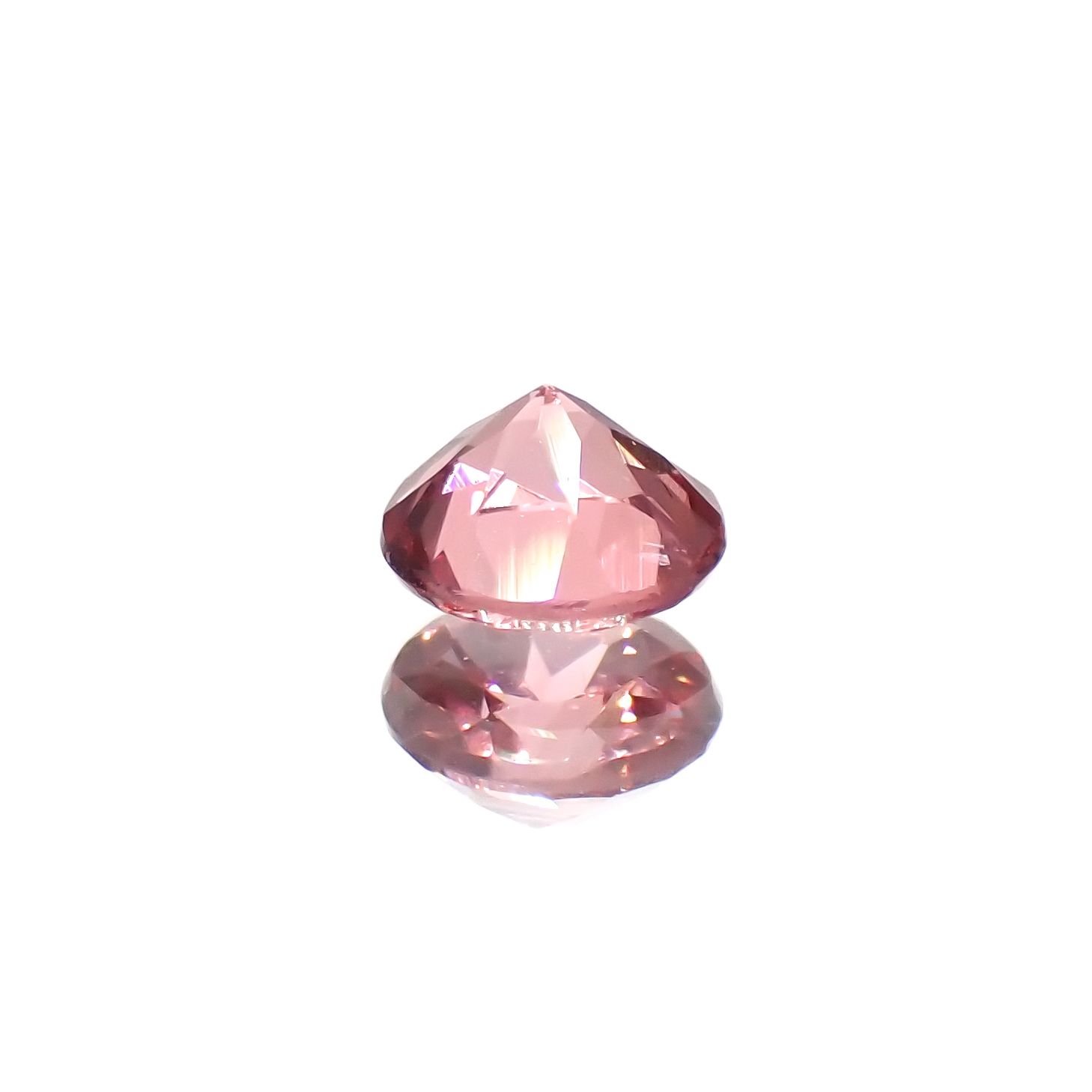ピンクスピネル(宝石名ピンク・スピネル)タンザニア産 0.26ct 識別済[230321139]3.8x3.8mm前後