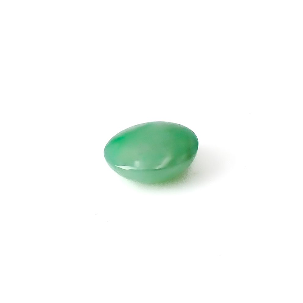 翡翠 ビルマ産 0.84ct / 6.4x5.3mm前後 [260532112]