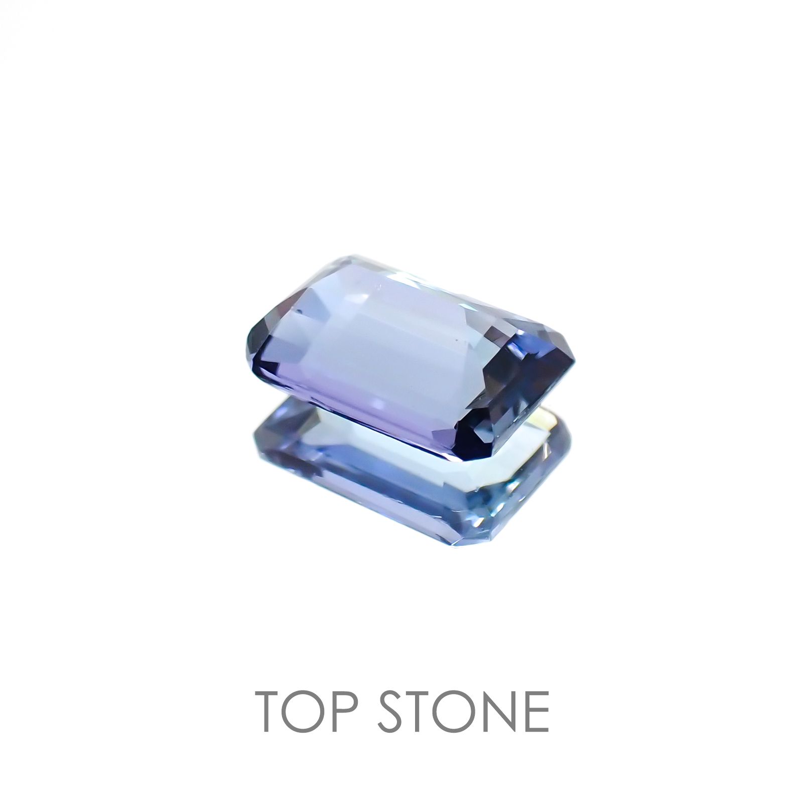バイカラータンザナイト(ゾイサイト)非加熱 タンザニア産 ルース 0.88ct[21018260]7×4.9mm前後