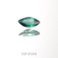 グリーンアパタイト(ノーブルモロキサイト(宝石名アパタイト) マダガスカル産 0.36ct 識別済[211013534]7×3.5mm前後
