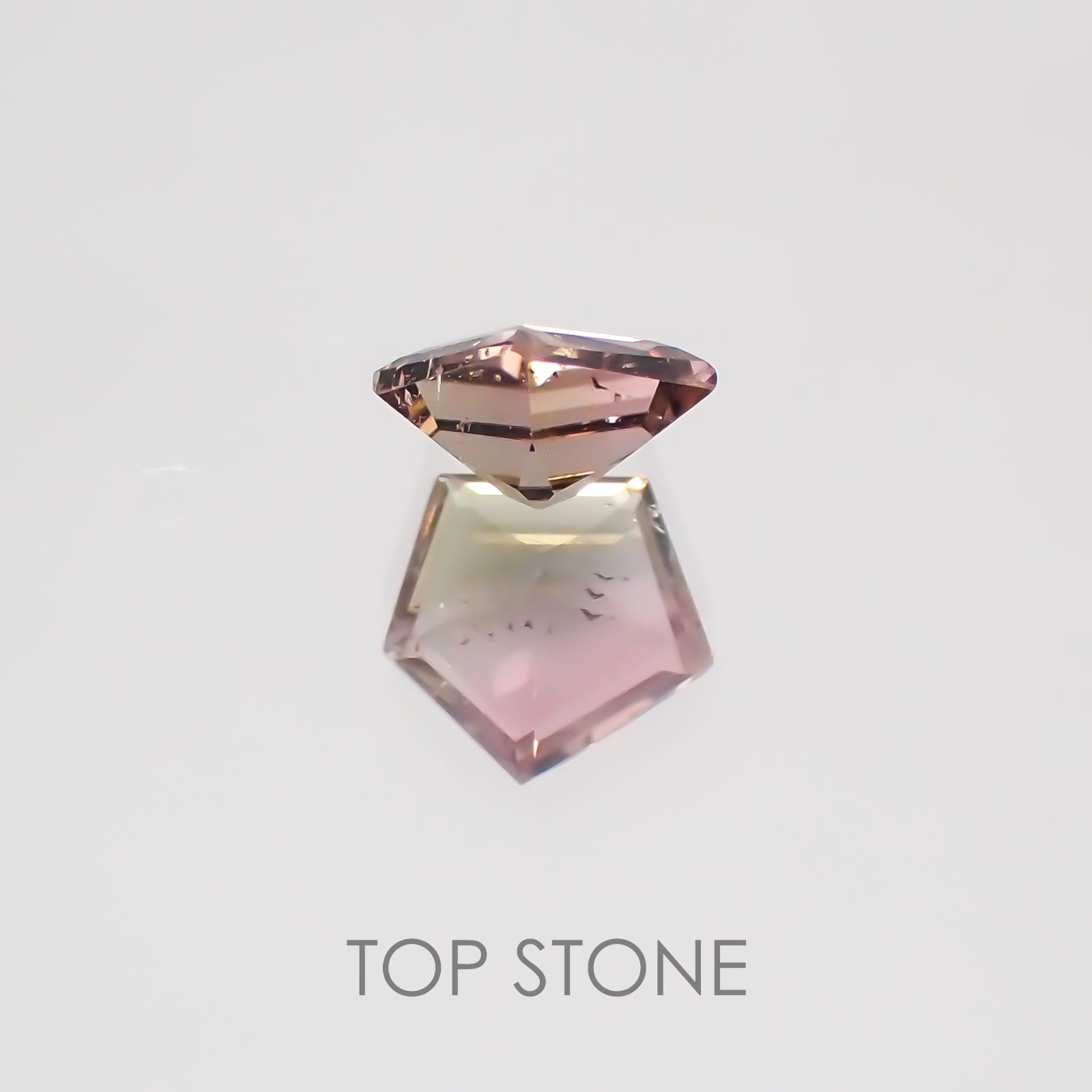 ◇ペンタゴンカット◇バイカラートルマリンSA(宝石名バイカラー・トルマリン) ブラジル/アフリカ産 0.33ct 識別済[21019550]5×5mm前後