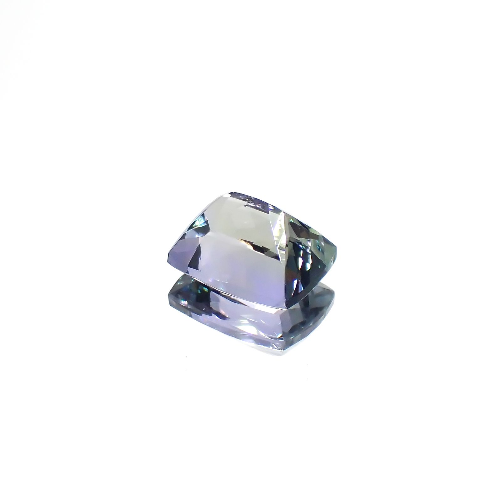 バイカラータンザナイト(宝石名ゾイサイト)タンザニア産 3.39ct