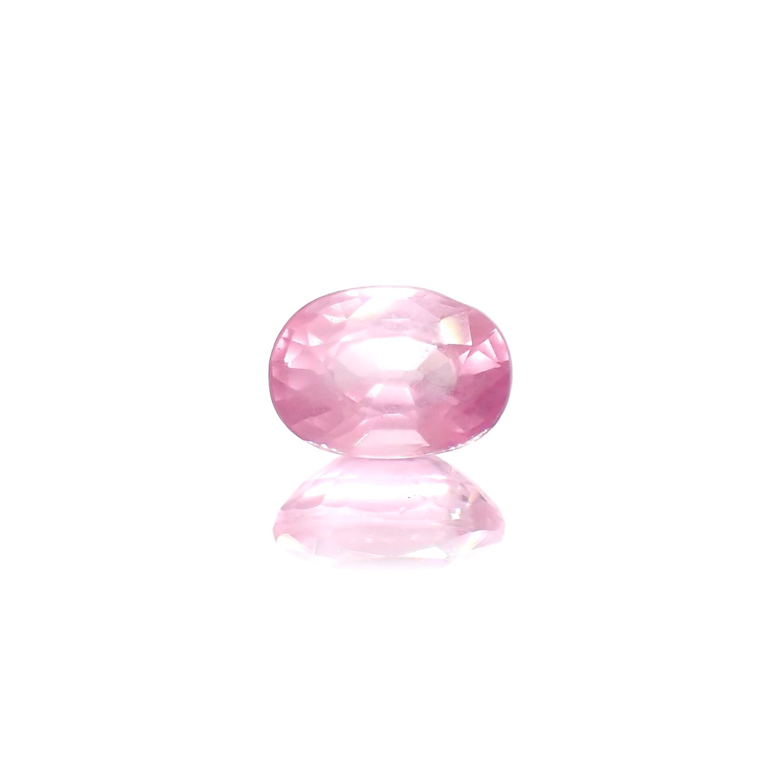 シルキーピンクスピネル(宝石名ピンク・スピネル)タンザニア産 識別済 0.97ct / 6.8x4.8mm前後 [240214139]