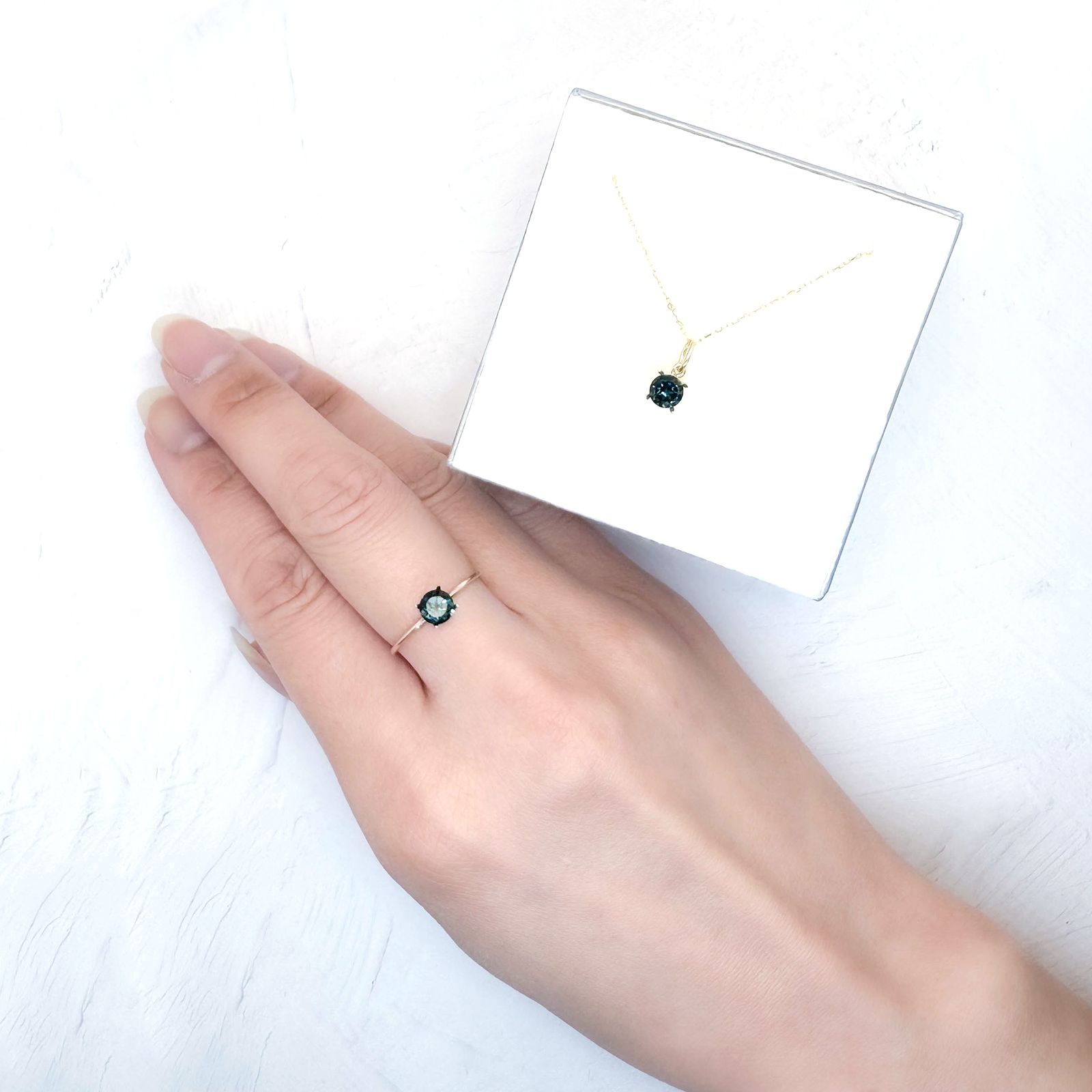 ◇ペアセット◇ロンドンブルートパーズ ブラジル産 1.16ct(2pcs合計) / 5x5mm前後 [251031335]