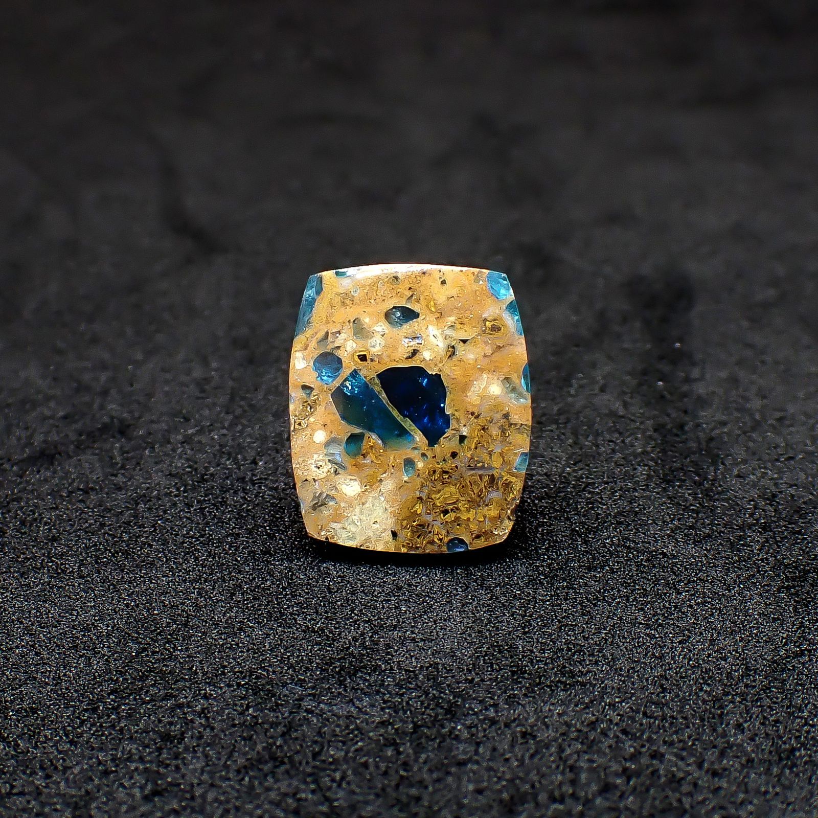 アパタイトインジャスパー ブラジル産 7.70ct / 16.1x13.6mm前後 [260933005]