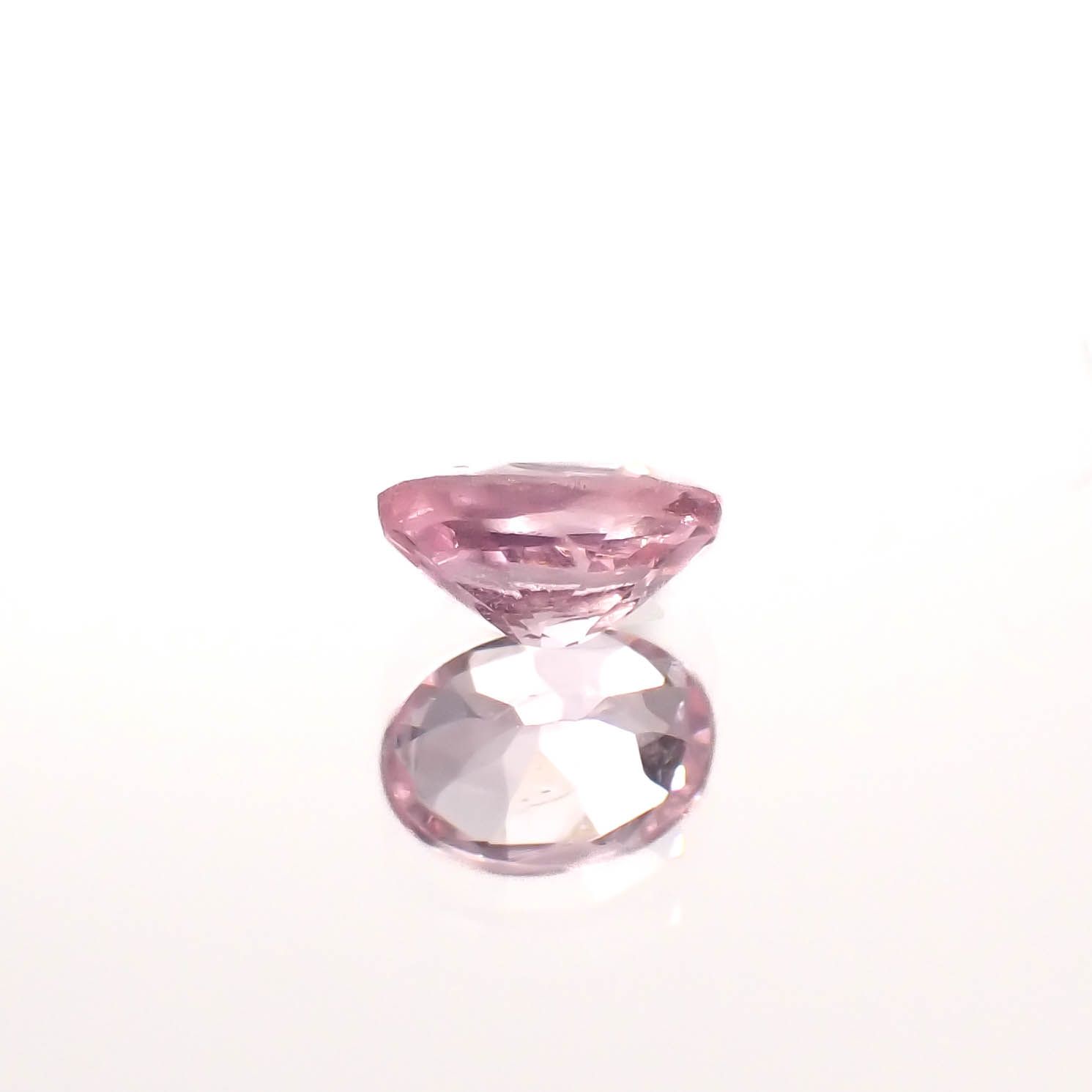 シルキーピンクスピネル タンザニア産 0.20ct[230421577]4x2.9mm前後