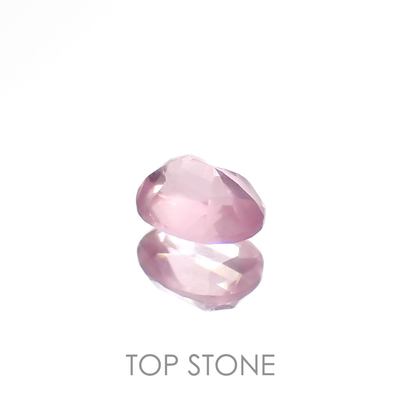 シルキーピンクスピネル(宝石名ピンク・スピネル)タンザニア産 0.37ct 識別済[230120252]4.7x3.6mm前後
