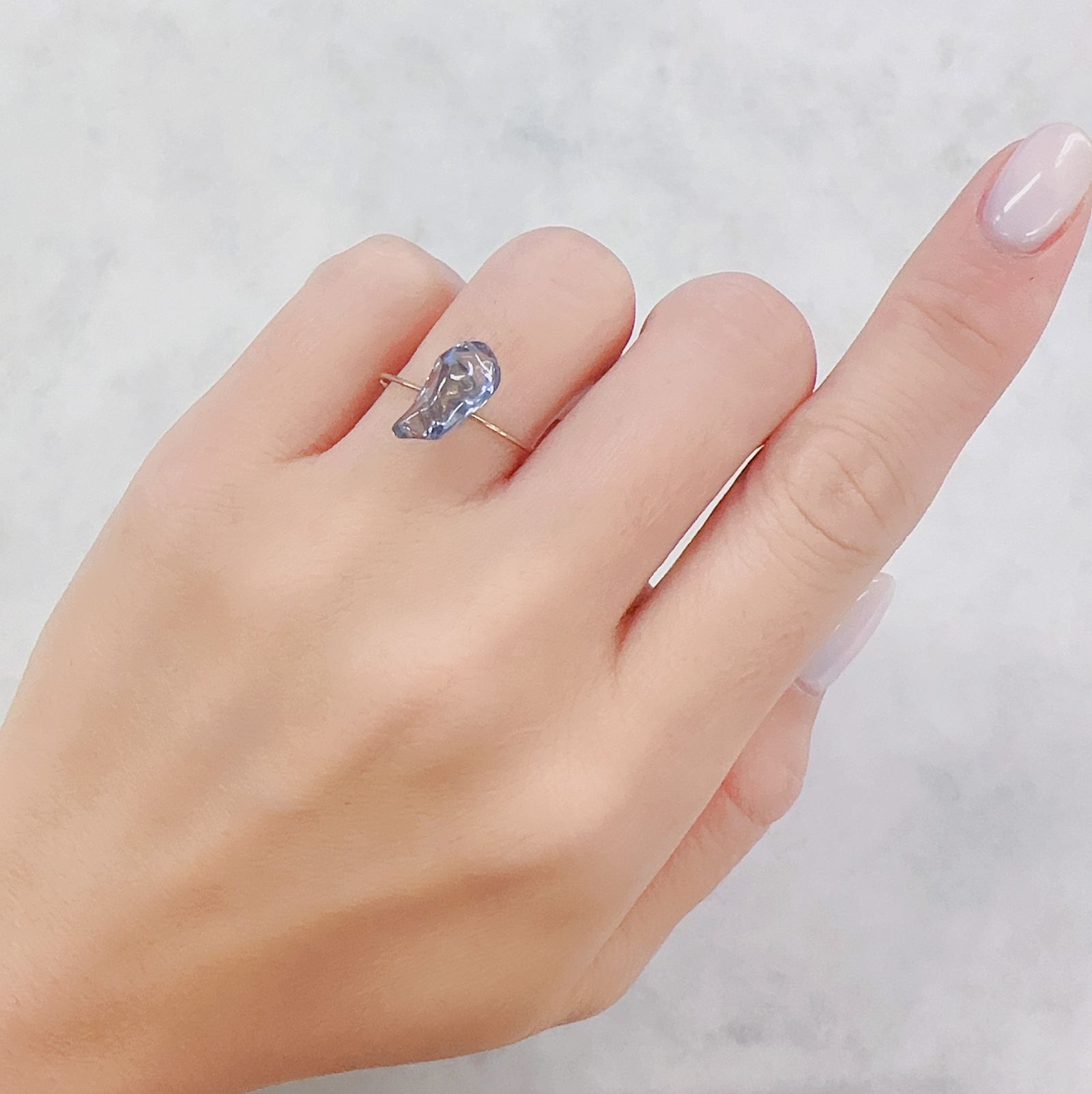 ◇フリーフォーム◇サファイア 非加熱 マダガスカル産 3.76ct[230722660]12.7x6.4mm前後