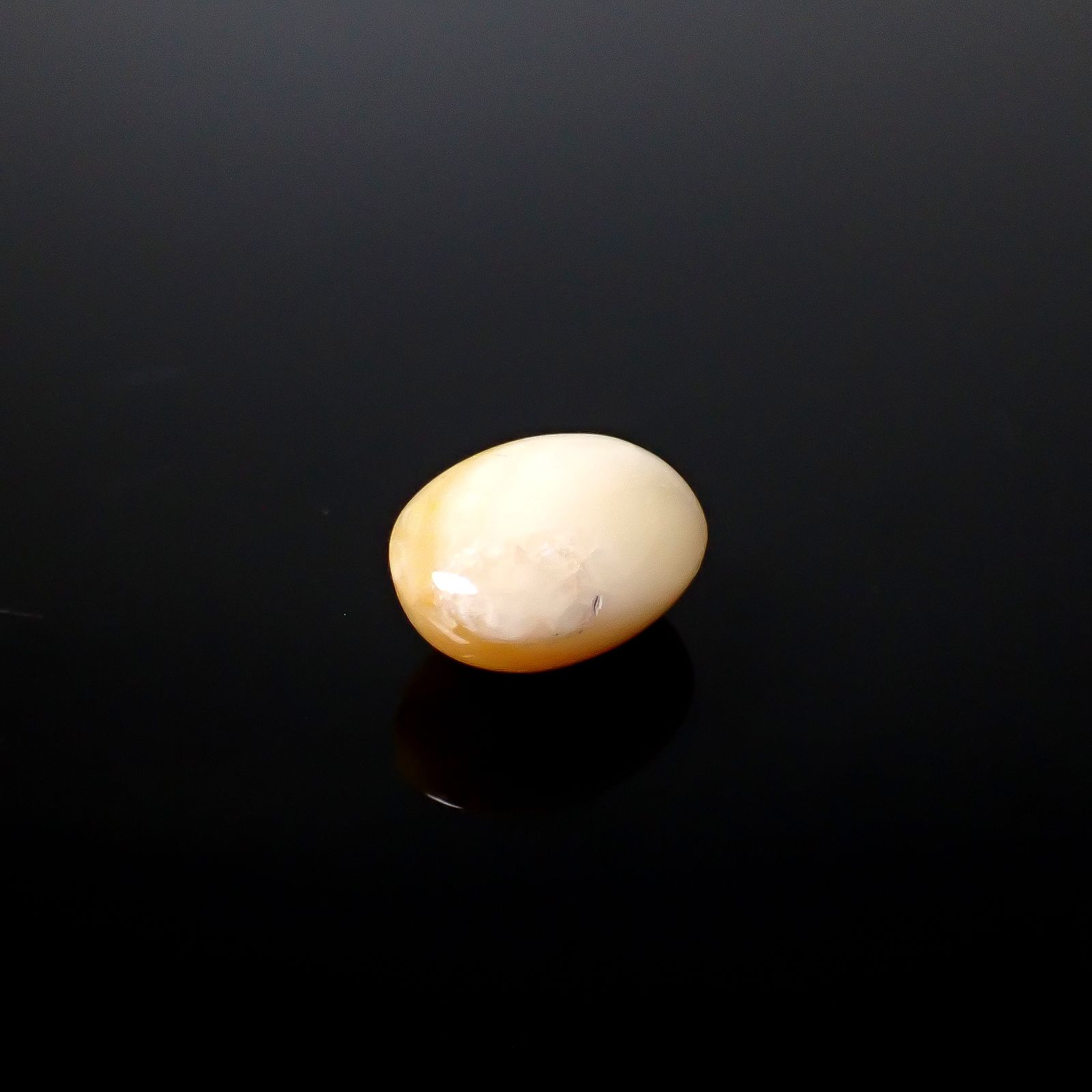 北海道石(北海道オパール) 北海道河東郡鹿追町然別産 2.86ct [250630533]10.9x8.2mm前後
