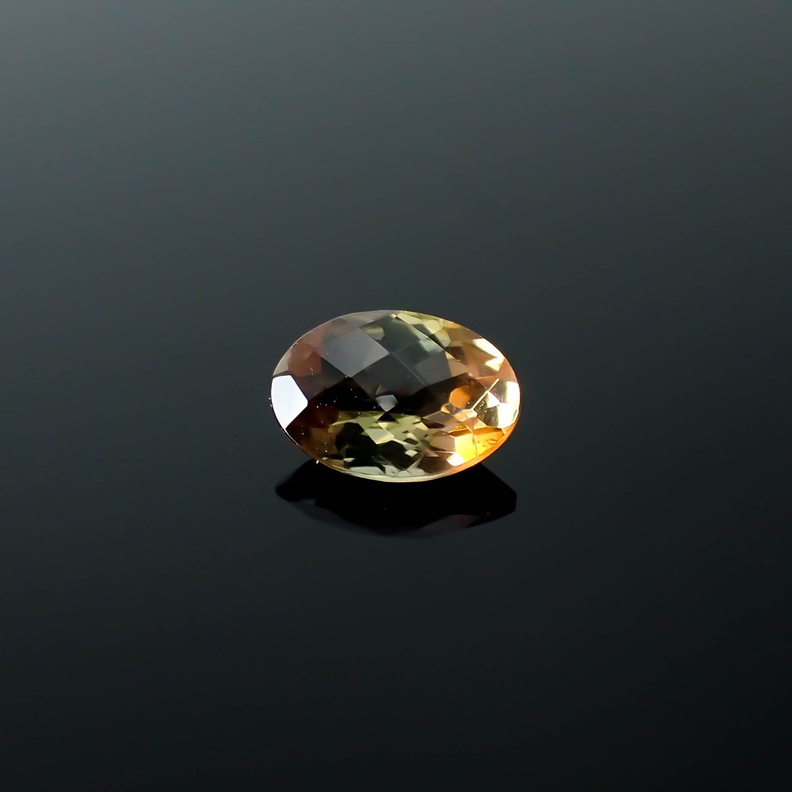 ◇チェッカーカット◇アンダリュサイト スリランカ/マダガスカル産 0.74ct[240226137]7x4.9mm前後