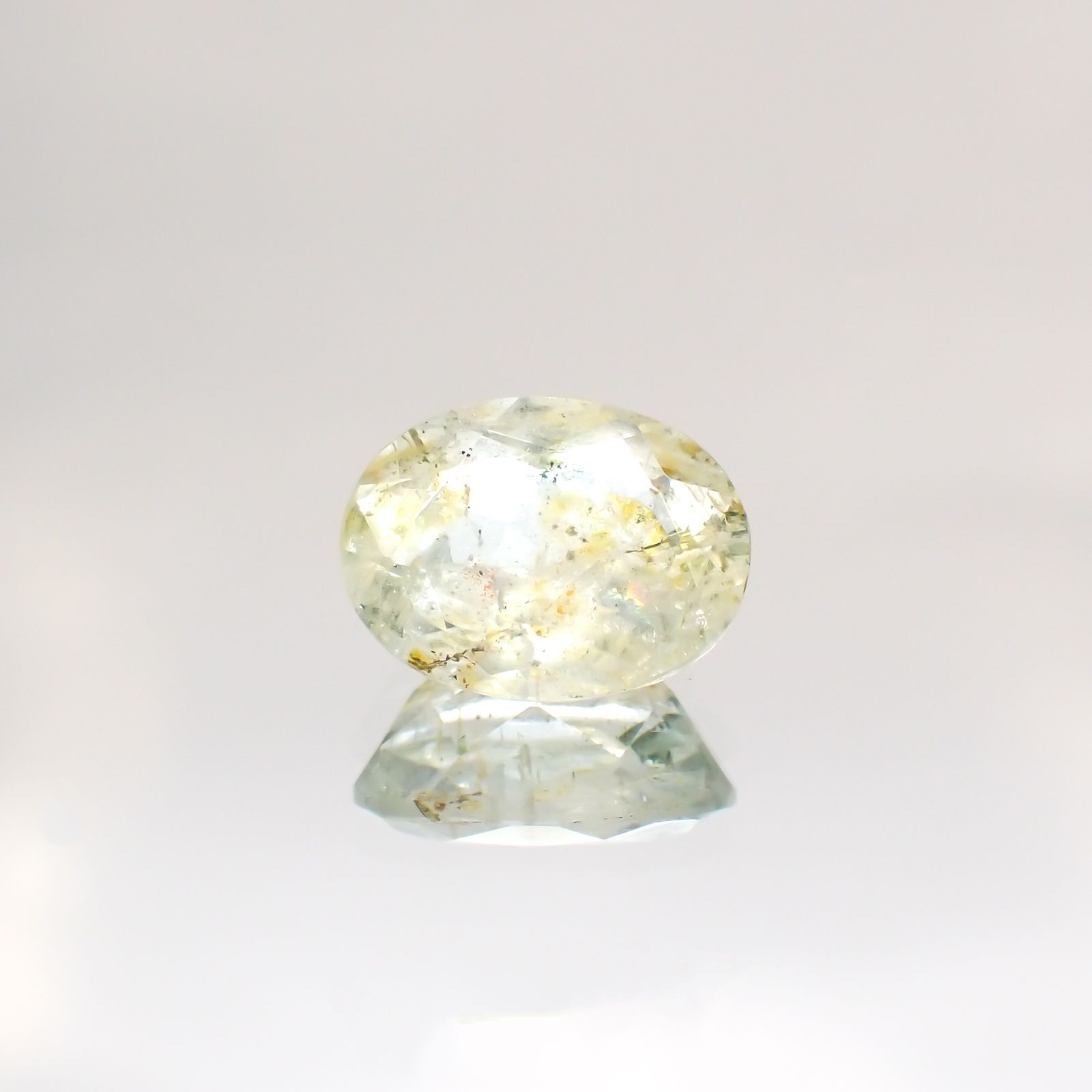 オーロラアクアマリン ブラジル産 2.88ct [220114400]10.6x8.1mm前後