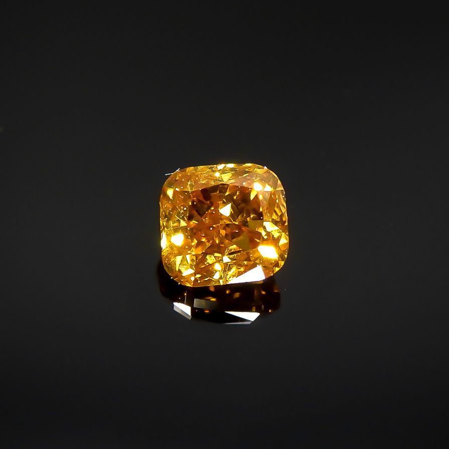 イエローダイヤモンド SI-2 / FANCY DEEP ORANGE YELLOW(宝石名ダイアモンド) 0.192ct ソ付(CGL)[220115154]3.21x3.05mm前後
