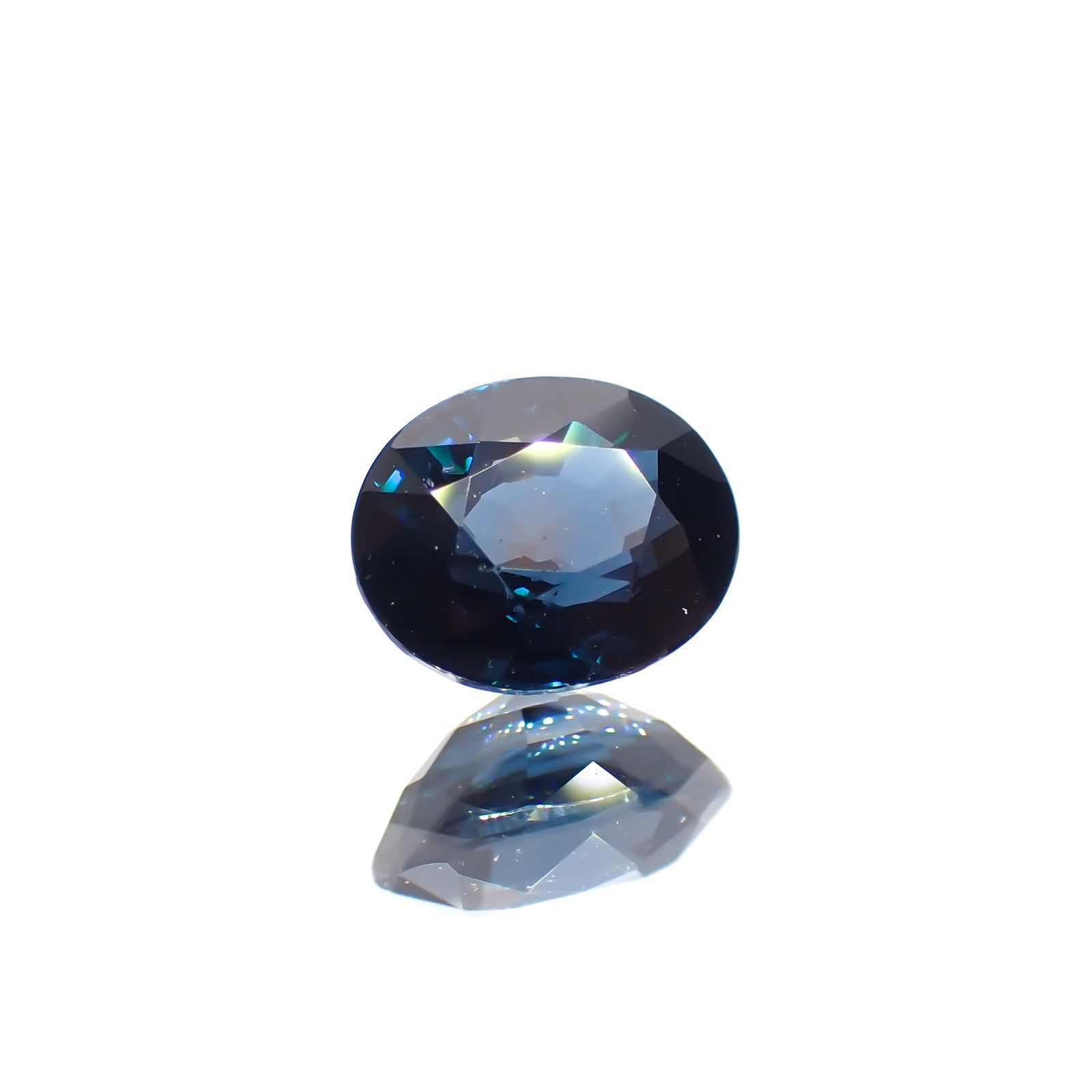 コバルトブルースピネル(宝石名ブルー・スピネル)スリランカ産 1.378ct 日独鑑付[220817240]7.16x5.82mm前後