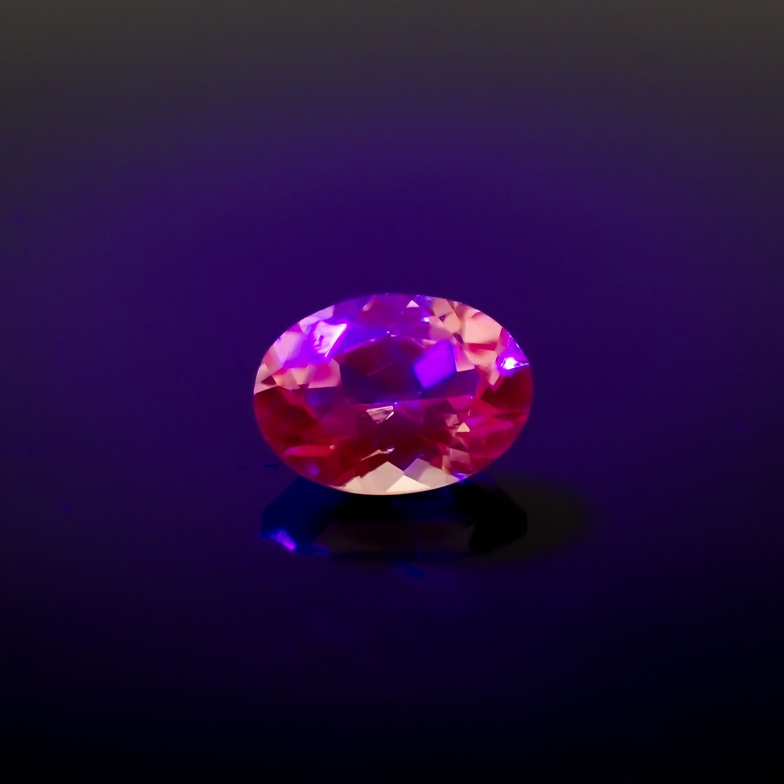 ドラゴンガーネット タンザニア産 1.02ct[231023696]7x5mm前後