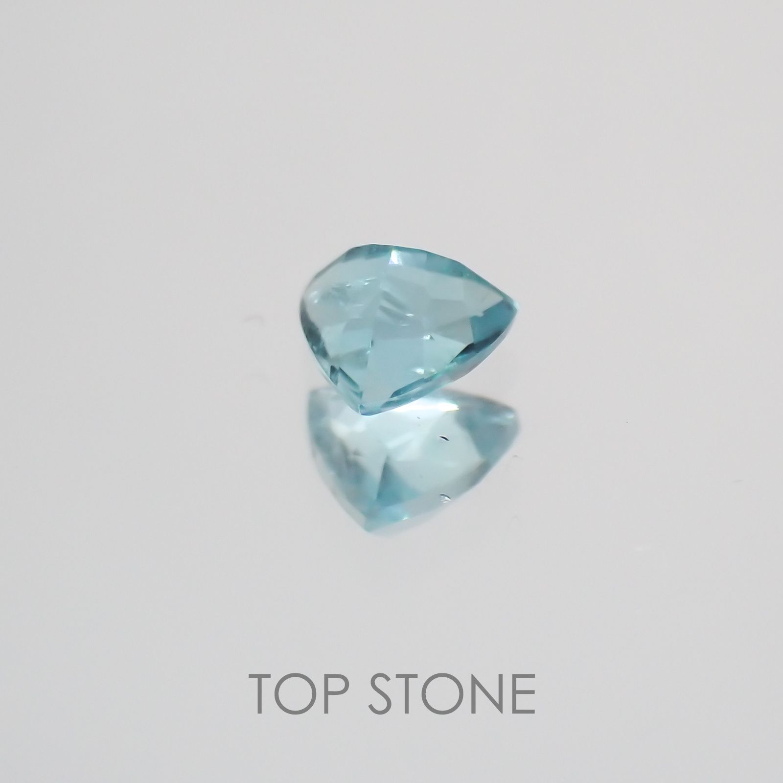 グランディディエライト マダガスカル産 ルース 0.09ct[21059848]3.1×3mm前後
