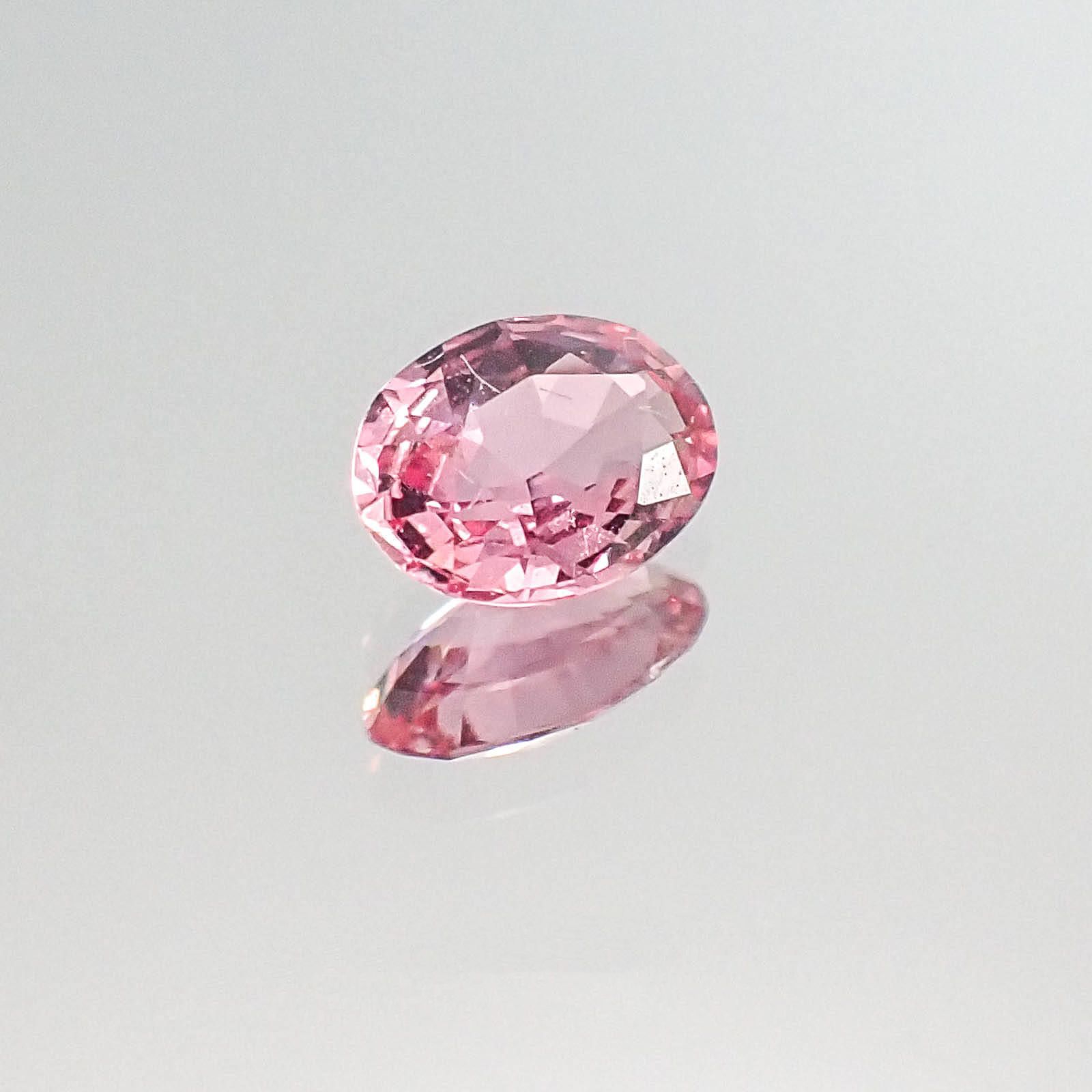 パパラチャサファイア スリランカ産 0.30ct DGL鑑付[20062900]5×4.1mm前後