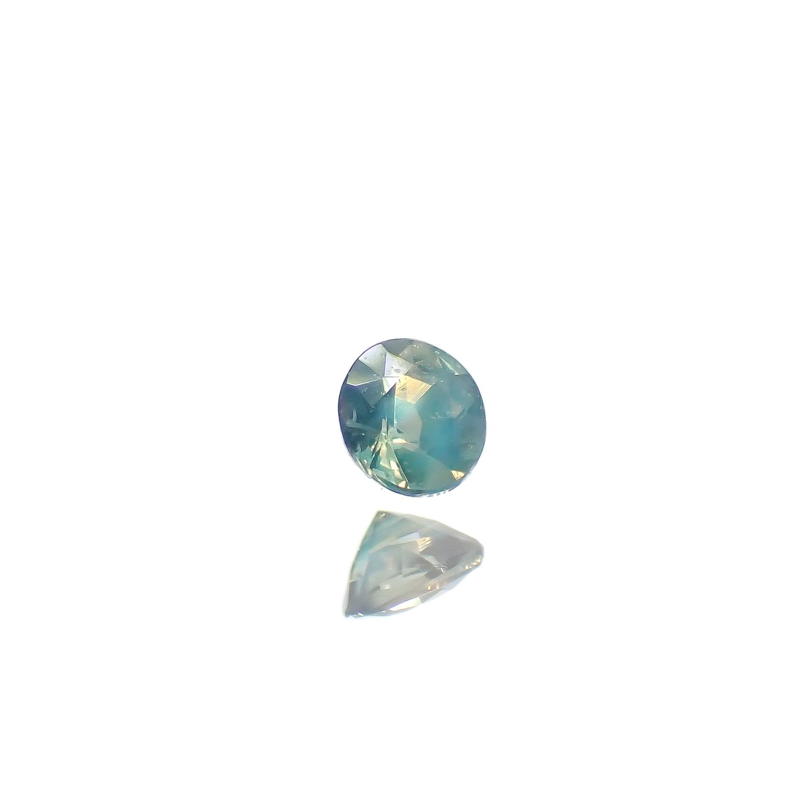シルキーアレキサンドライト ブラジル産/EmeraldMains社製 0.038ct[240527611]2x2mm前後