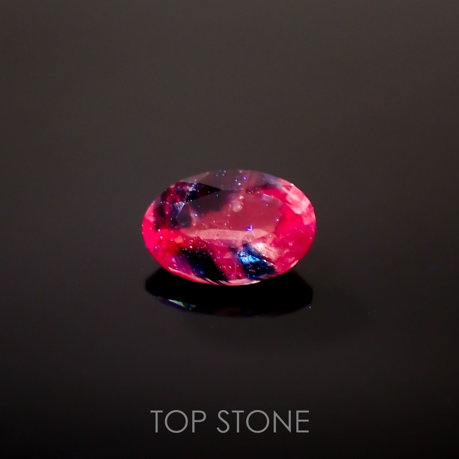 ウィンザーサファイア タンザニア・ウィンザー産 0.52ct[221018372]5.8x4mm前後