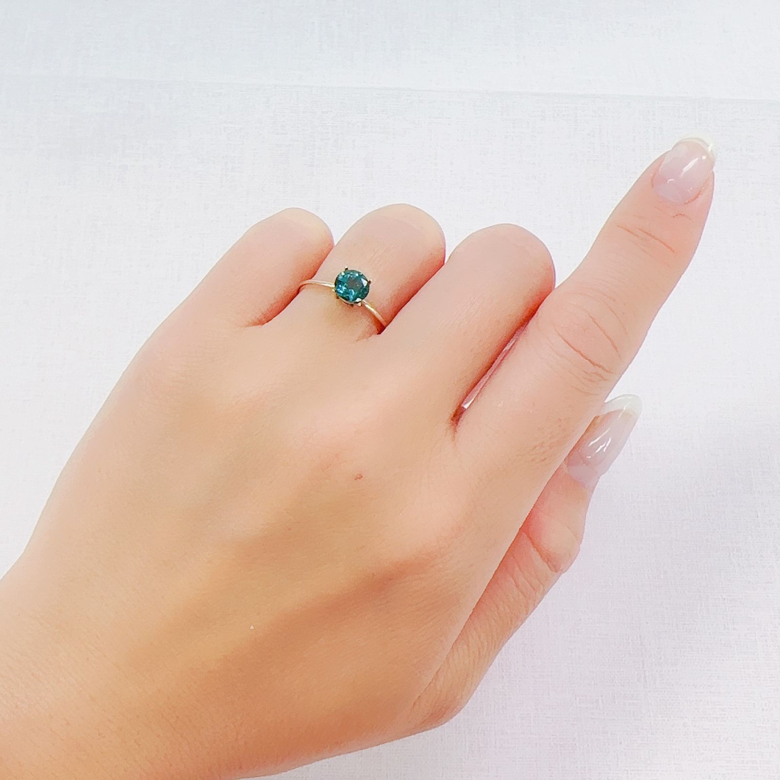 ノーブルモロキサイト マダガスカル産 0.78ct[230522122]5.9x5.8mm前後