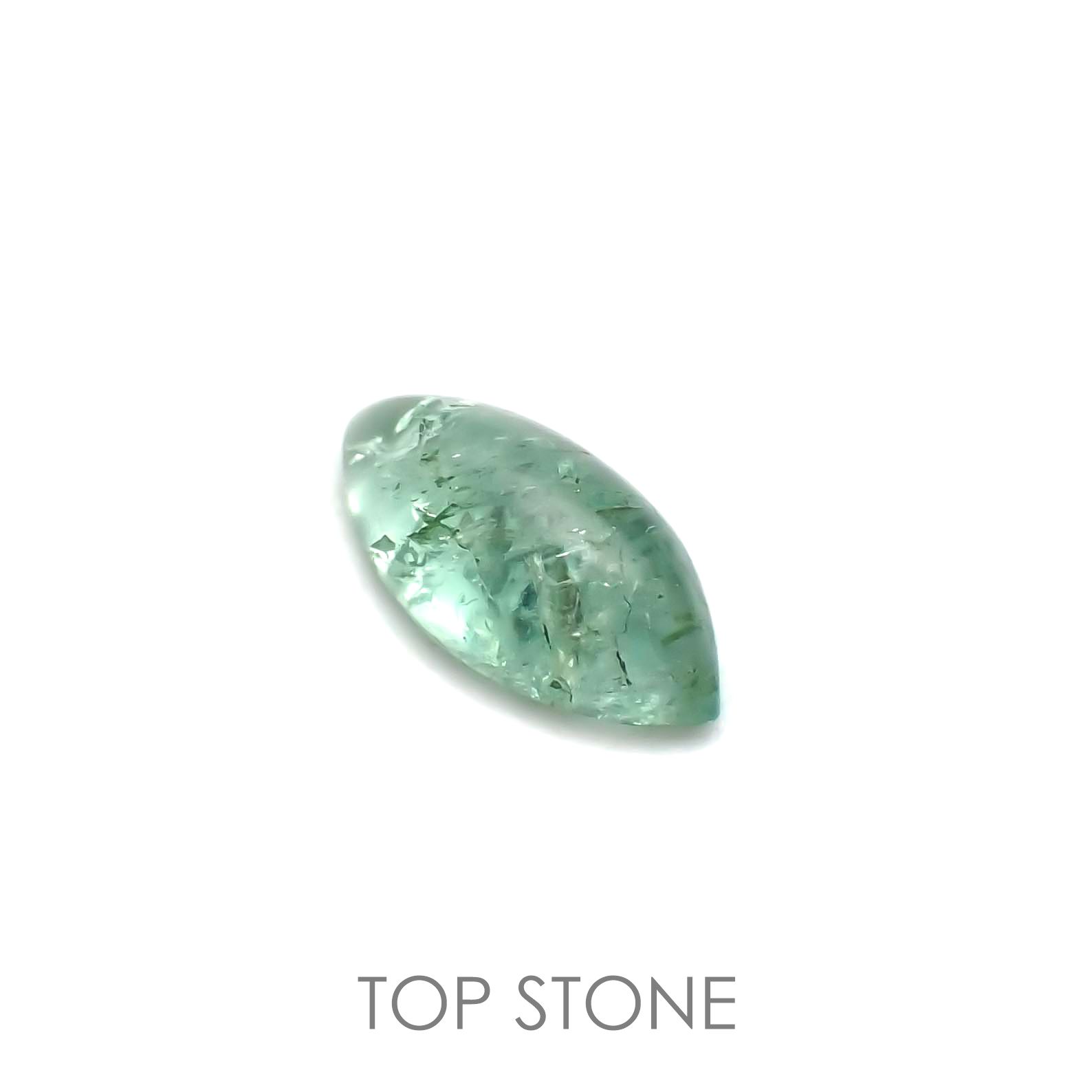 フローライト フルオレッセンス(宝石名フルオライト)イギリス・ロジャリー鉱山産 0.66ct 識別済[211113772]7.8x3.8mm前後