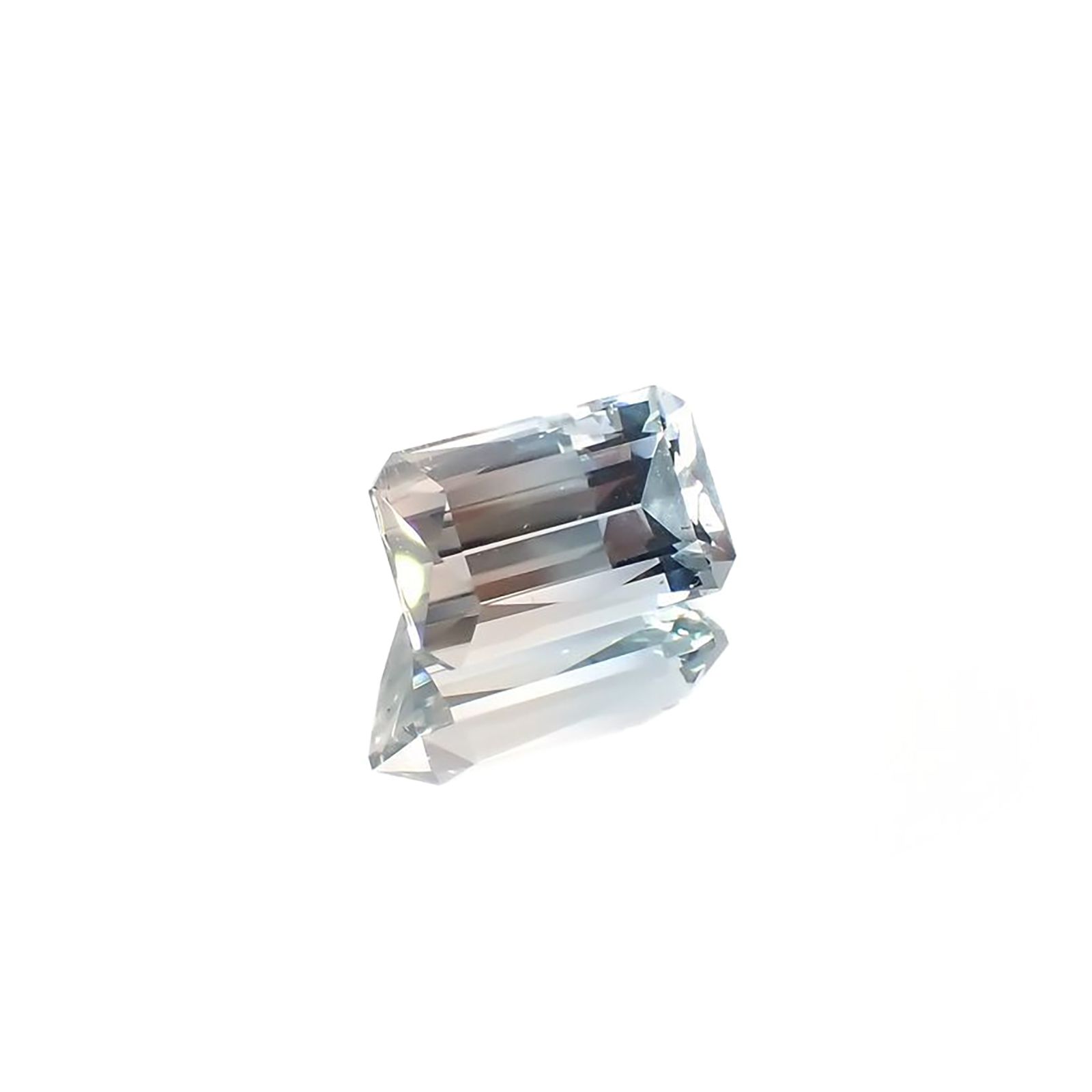 バイカラートパーズ(宝石名バイカラー・トパーズ)ウクライナ産 ソ付(彩珠) 3.736ct / 10.7x6.5mm前後 [221018471]