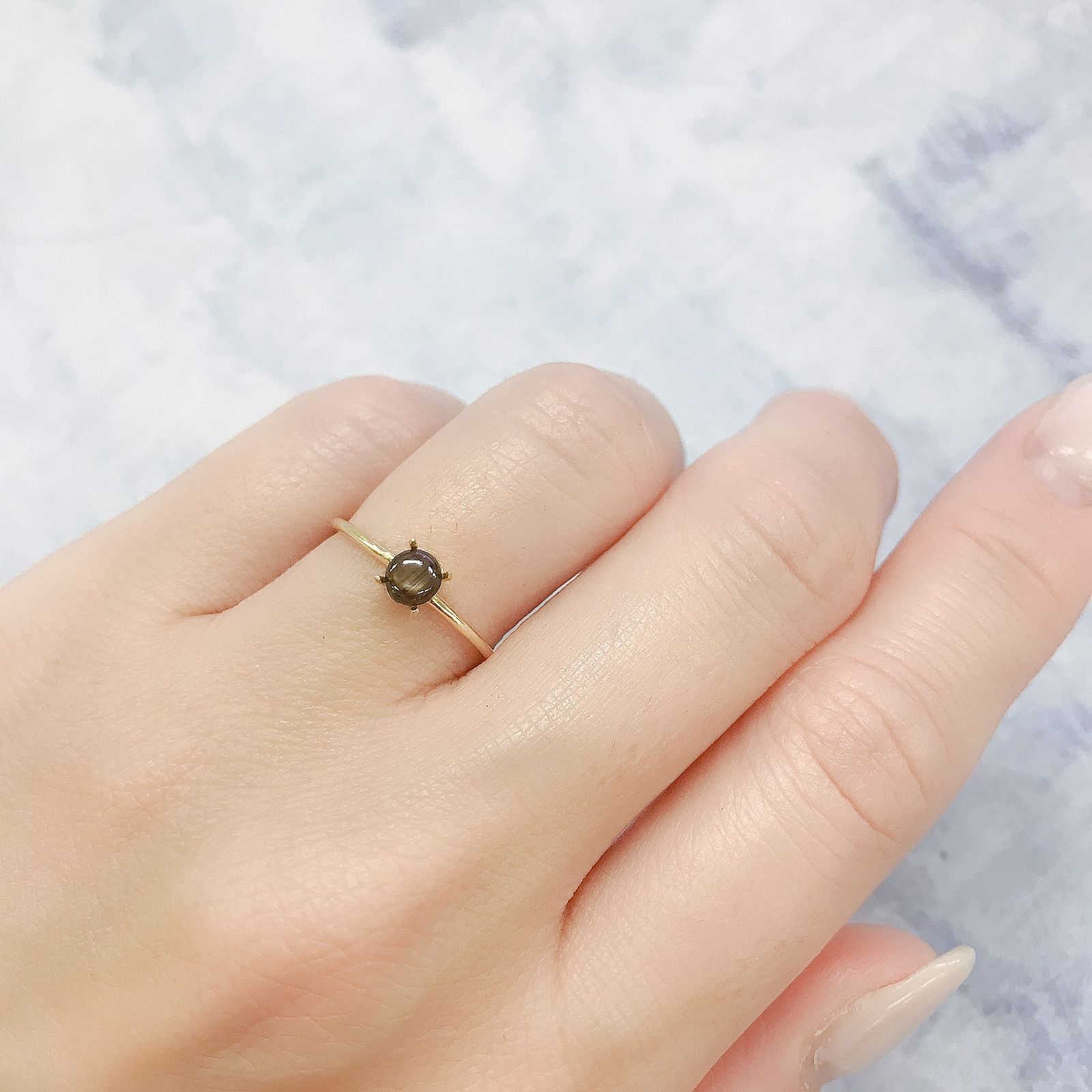 ゴールドシーンサファイア(宝石名シーン・サファイア)ケニア産 0.32ct 識別済[220616227]4.2x4.1mm前後