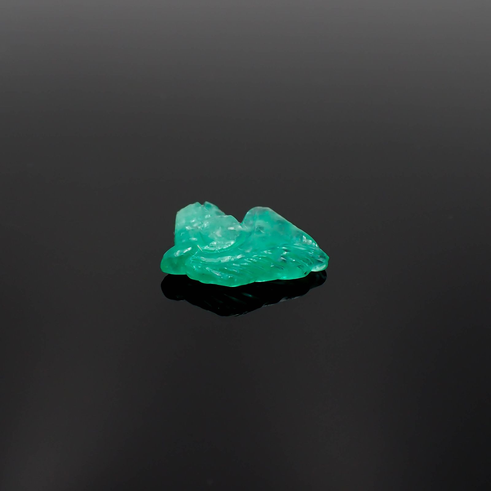 ◇カスタムカット・馬彫刻◇エメラルド コロンビア産 3.51ct[230421701]13.2x15.4mm前後